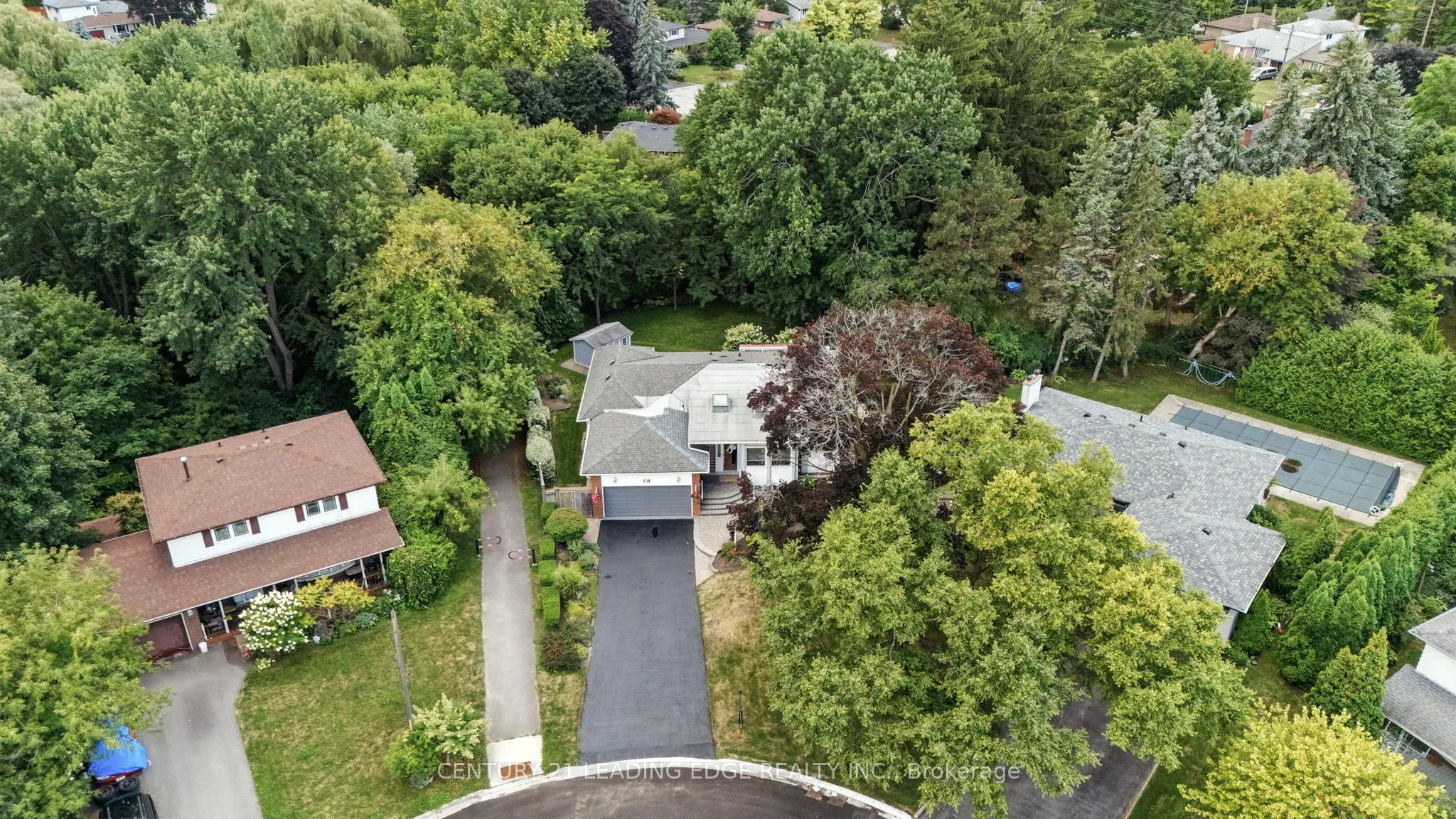 16 Burningham Crescent