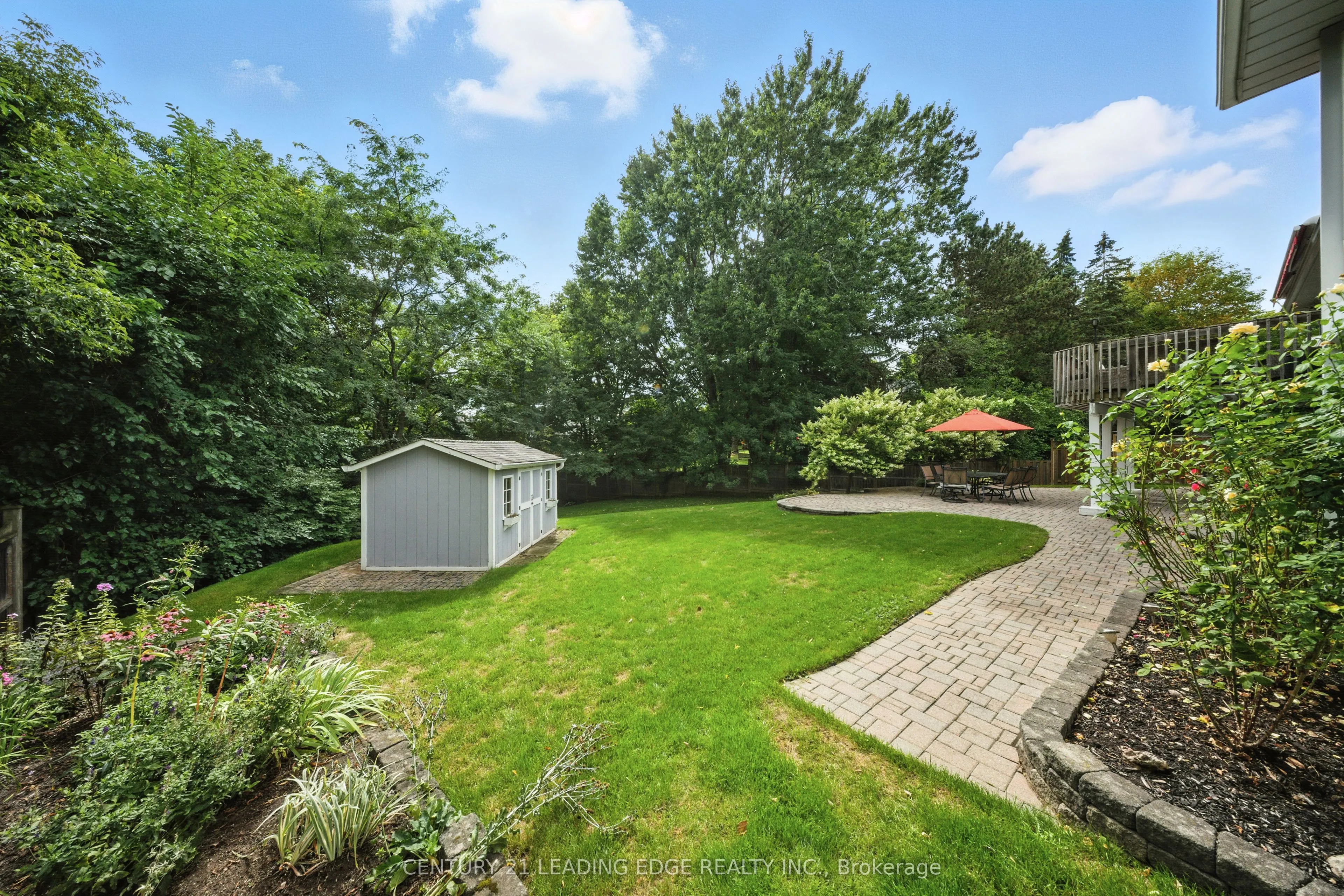 16 Burningham Crescent
