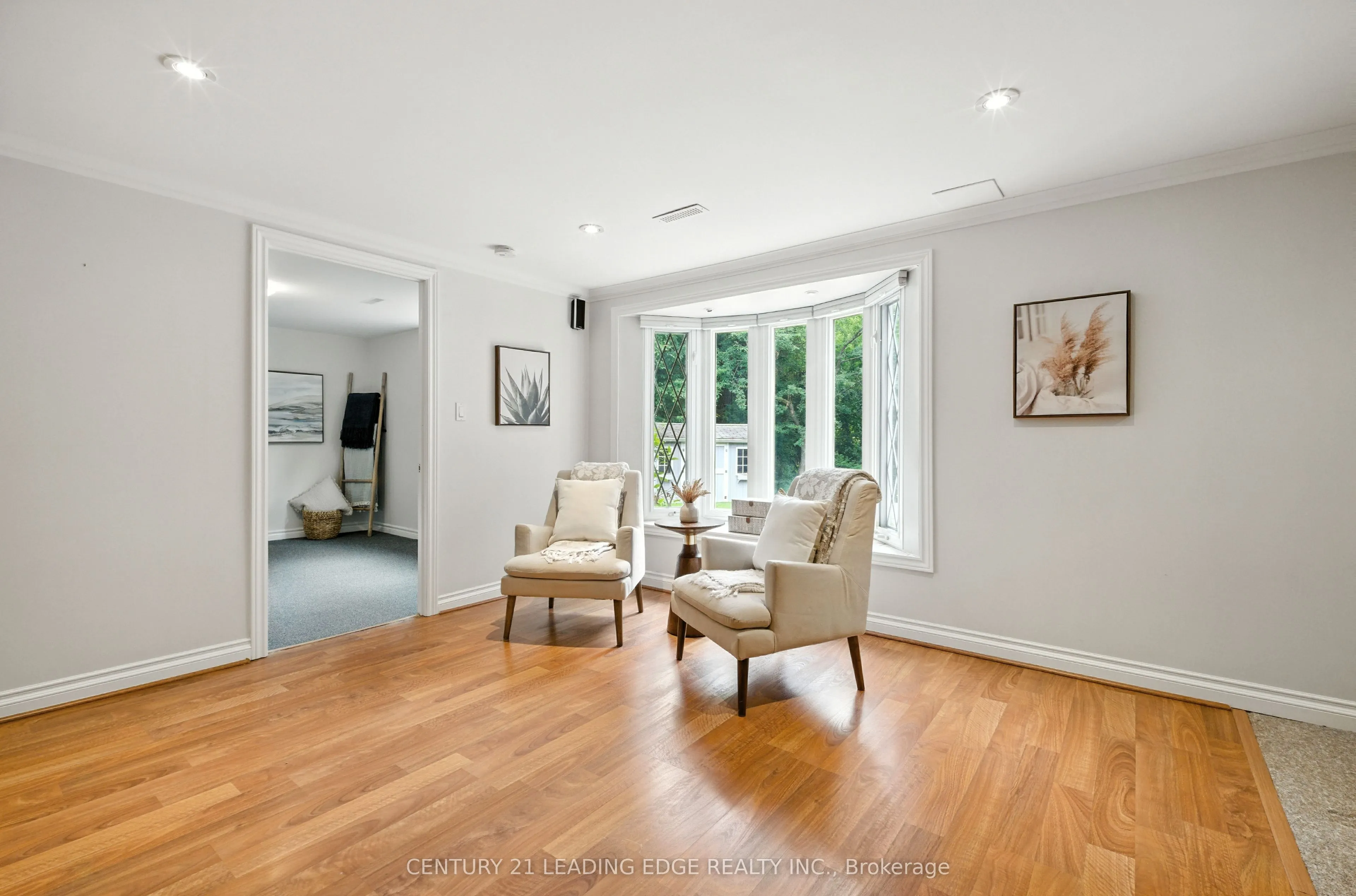 16 Burningham Crescent