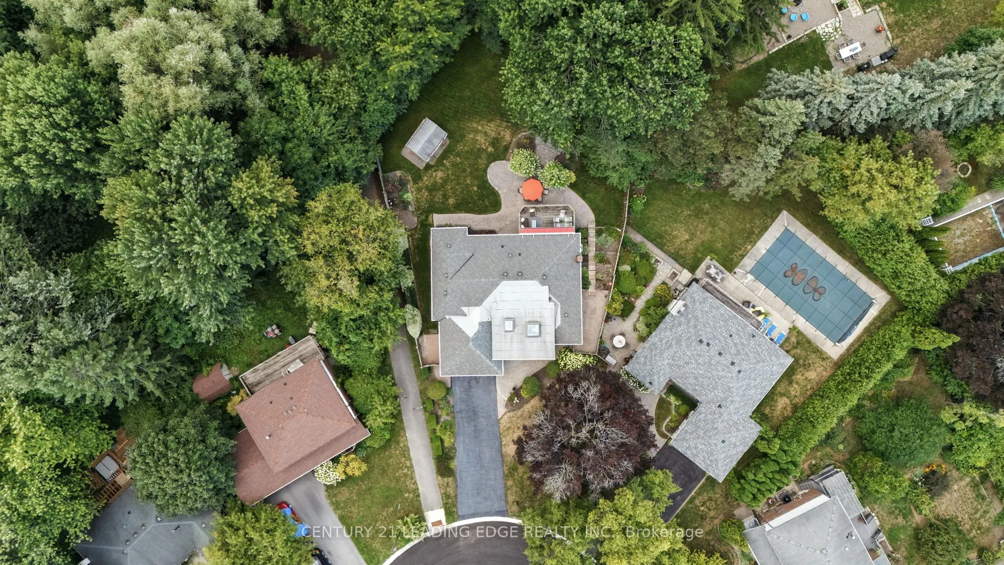 16 Burningham Crescent