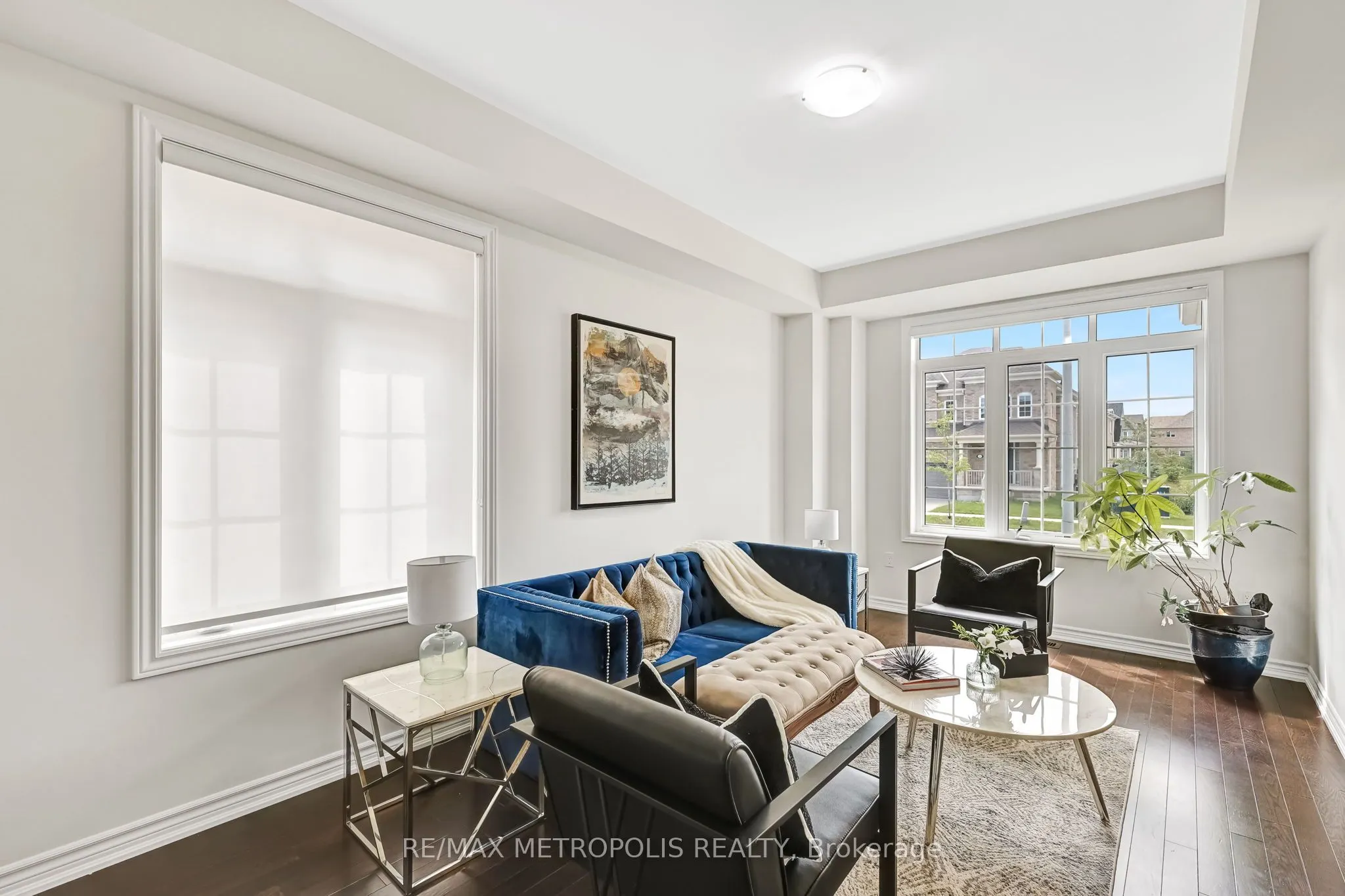 15 Douglas Kemp Crescent, #MAIN & UPPER