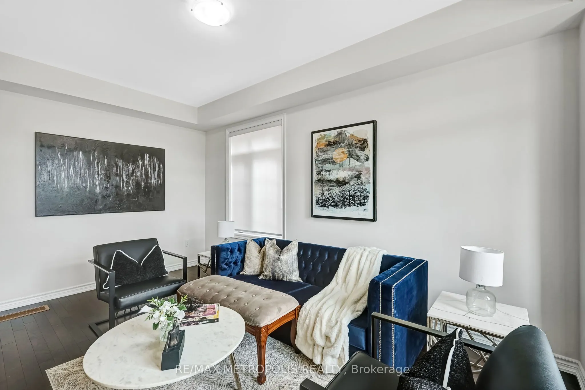 15 Douglas Kemp Crescent, #MAIN & UPPER