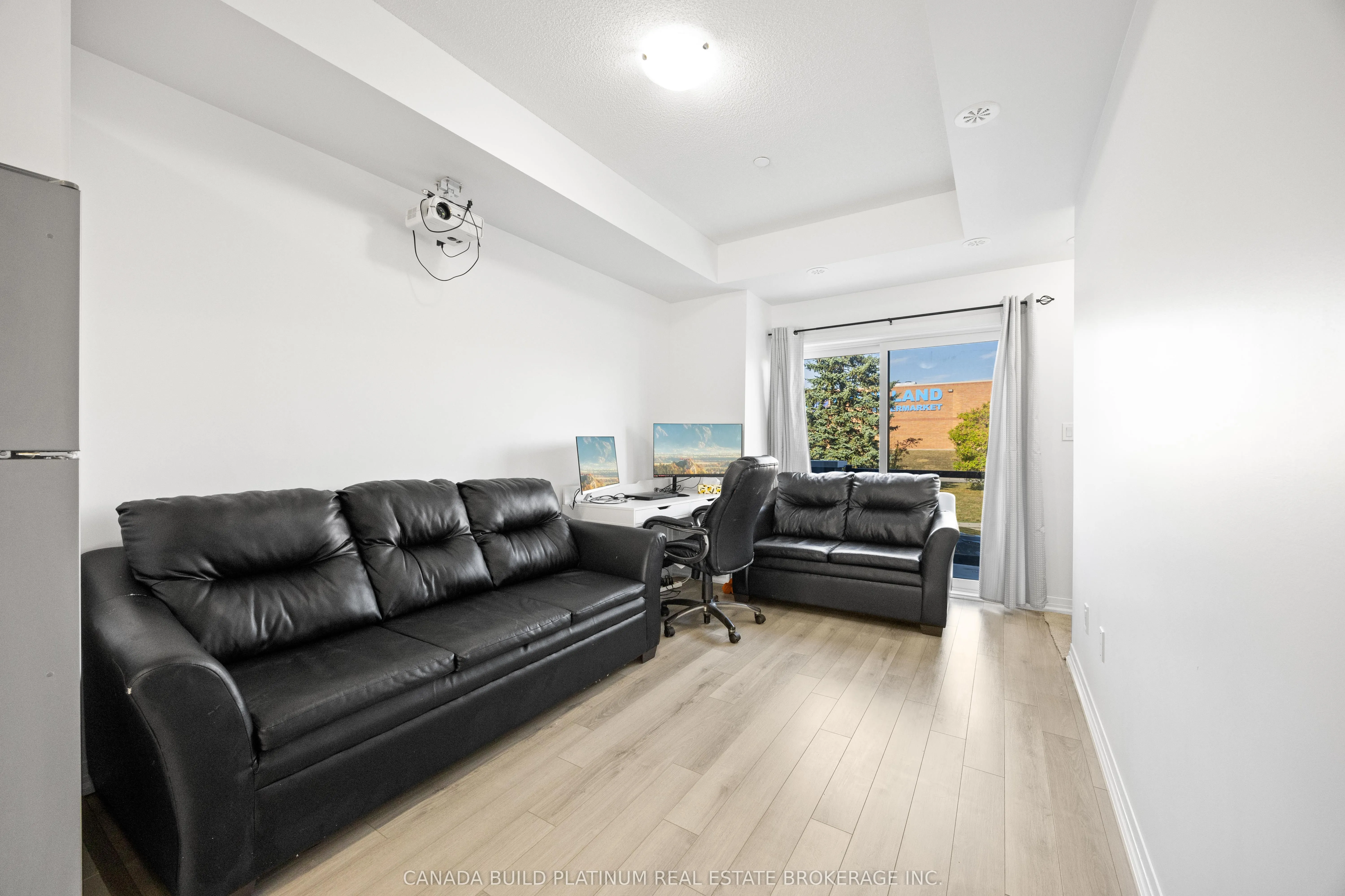 30 Liben Way, #18
