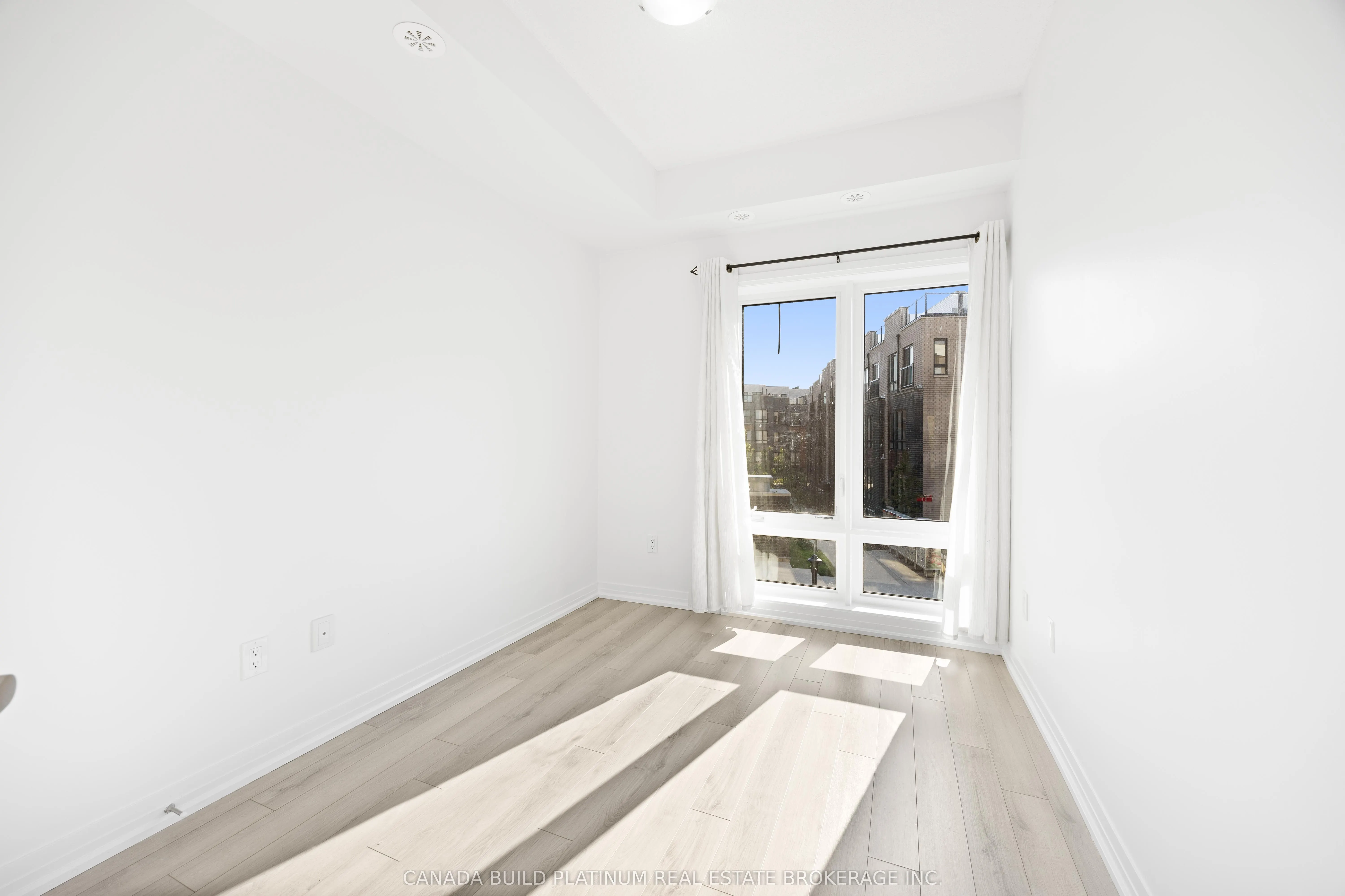 30 Liben Way, #18
