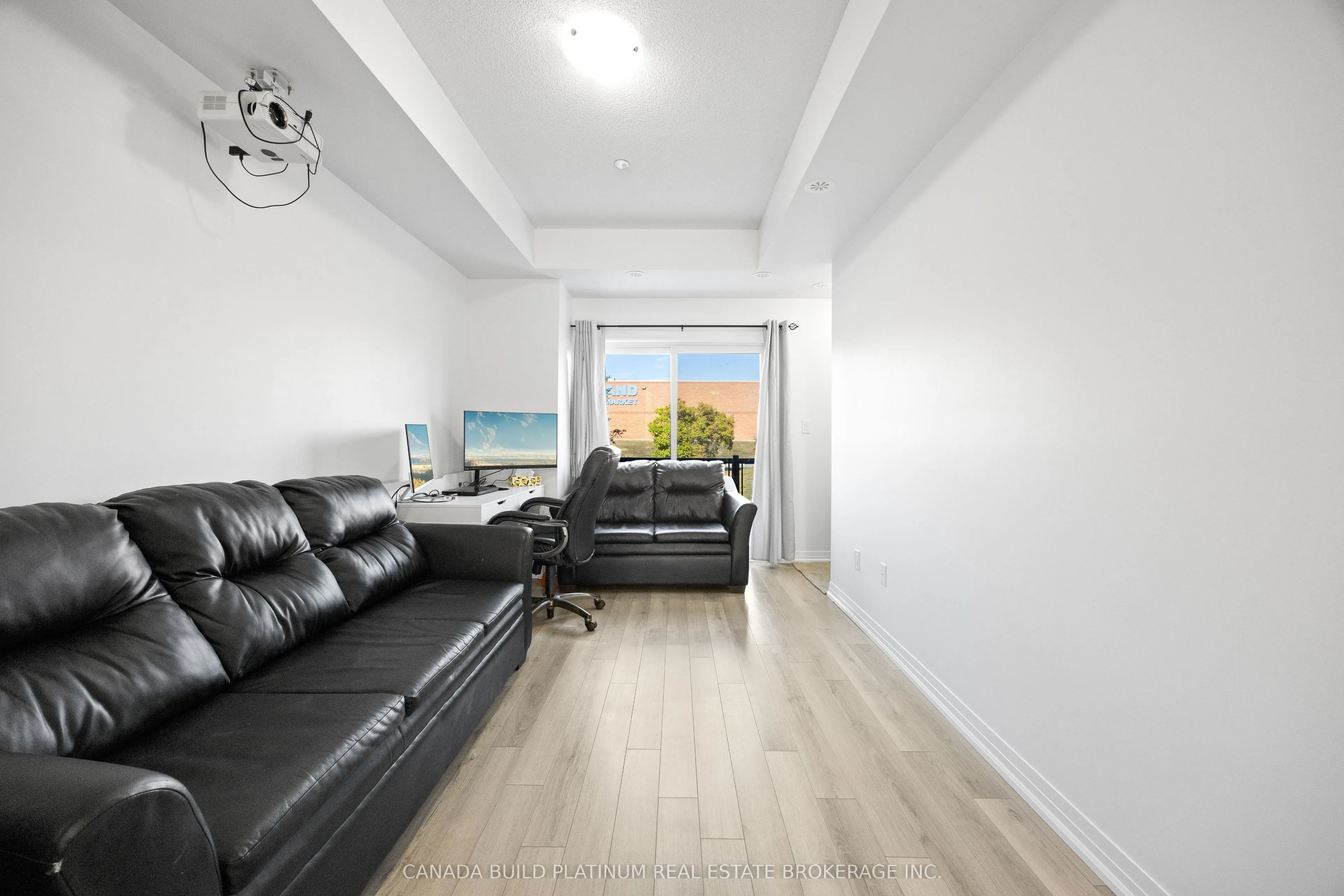 30 Liben Way, #18