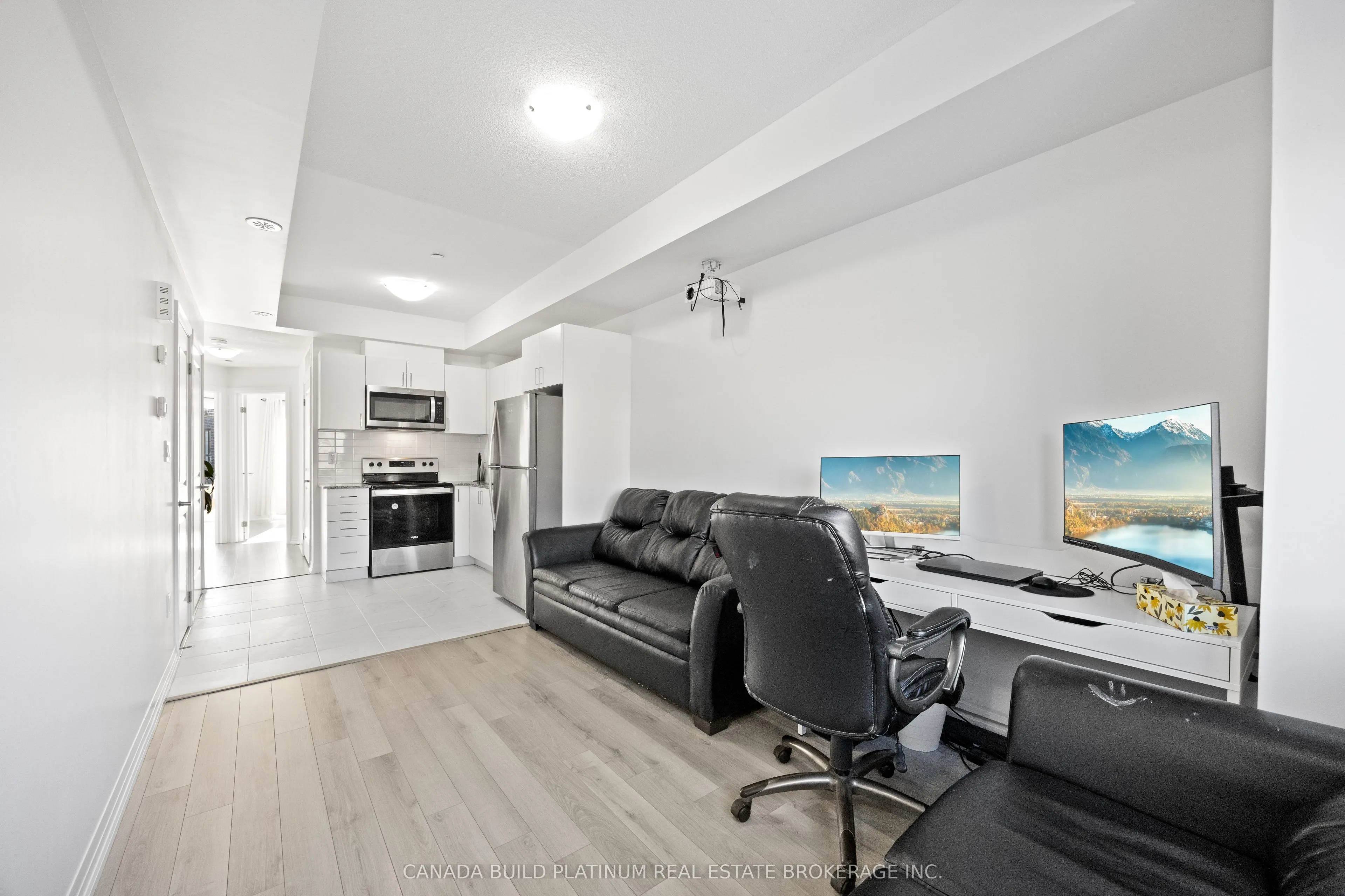 30 Liben Way, #18