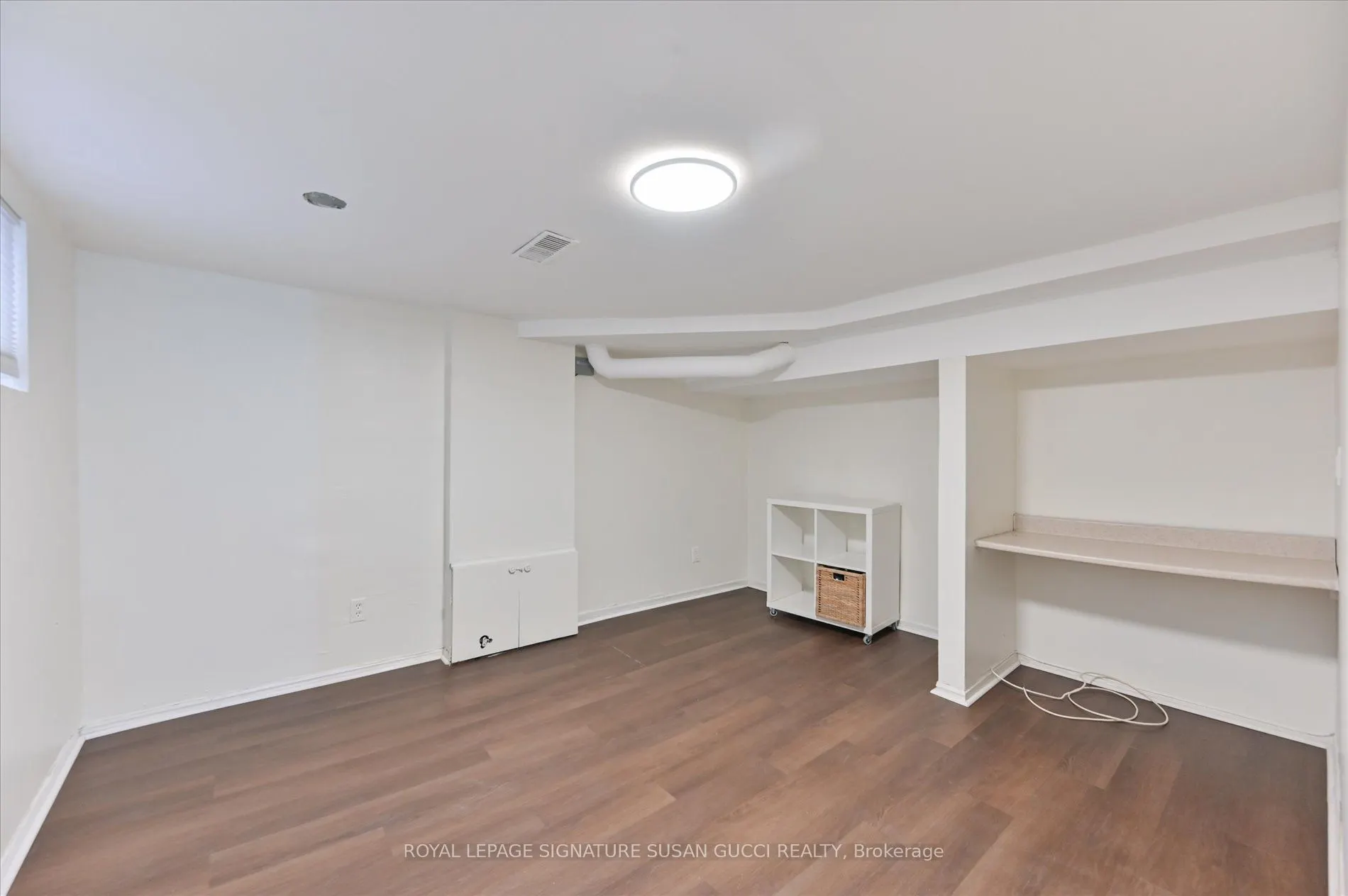 1125 Woodbine Avenue