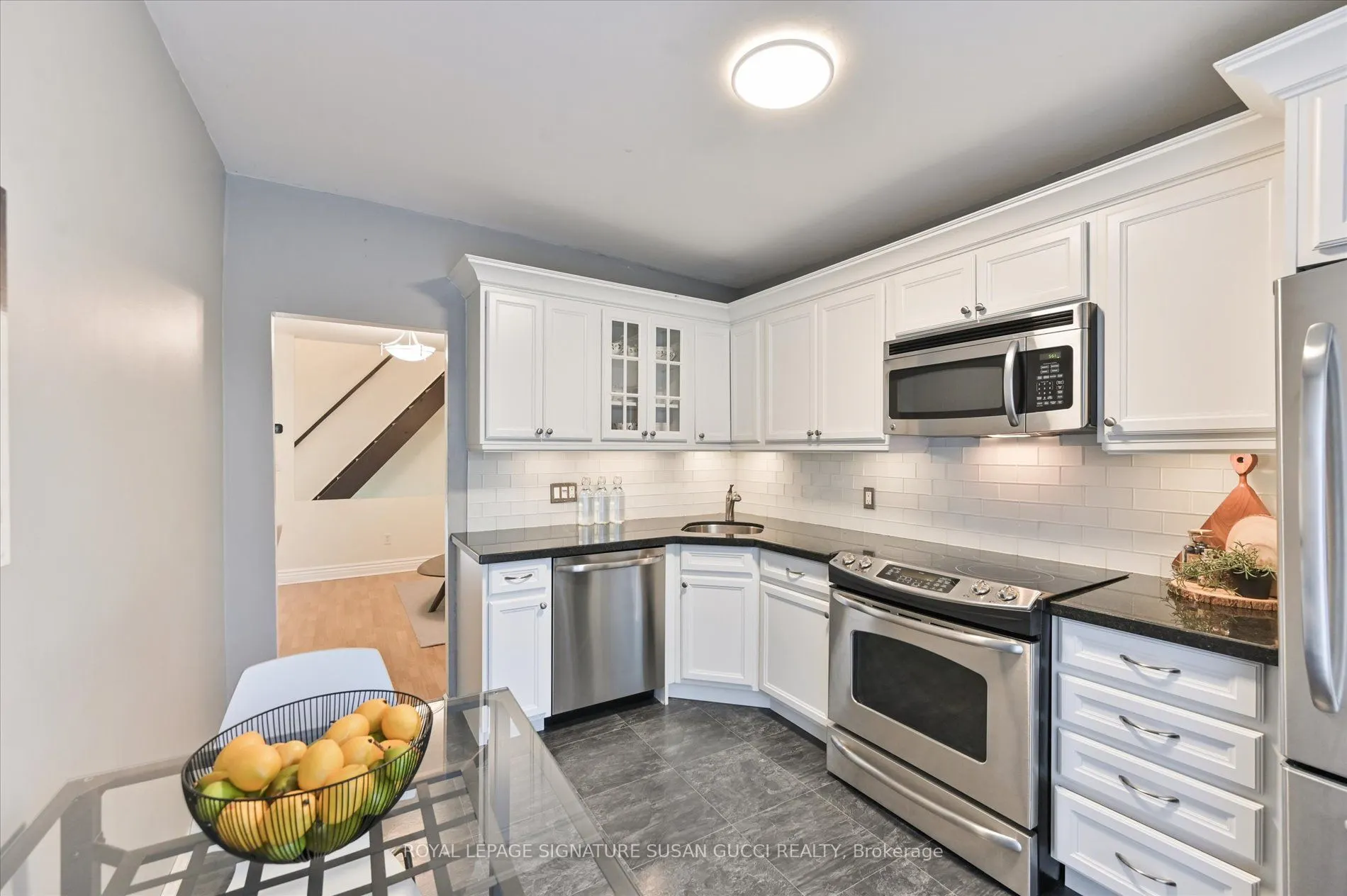 1125 Woodbine Avenue