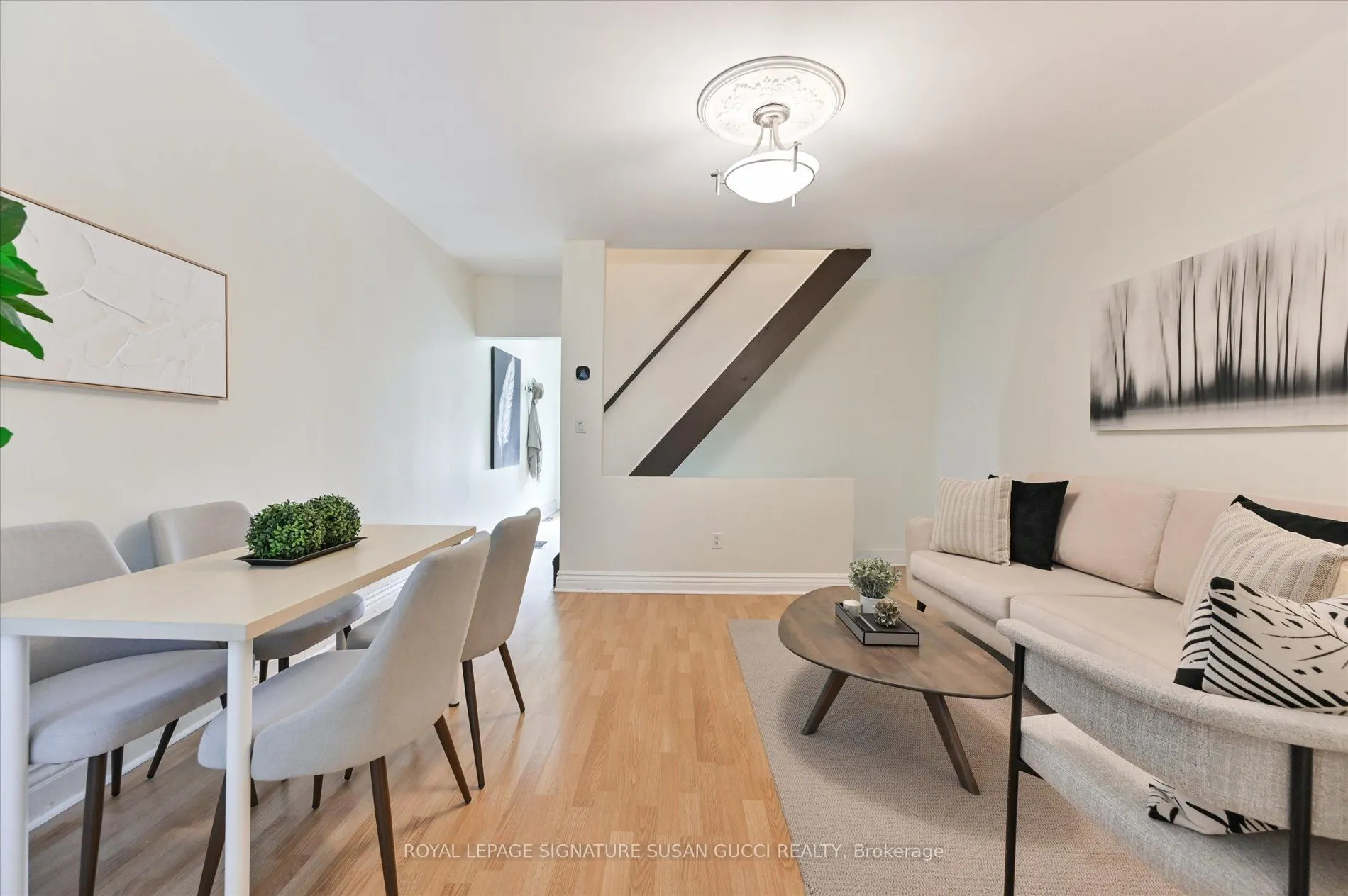 1125 Woodbine Avenue