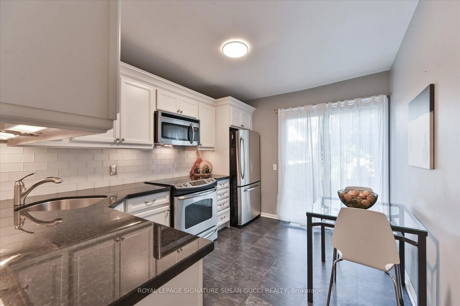 1125 Woodbine Avenue