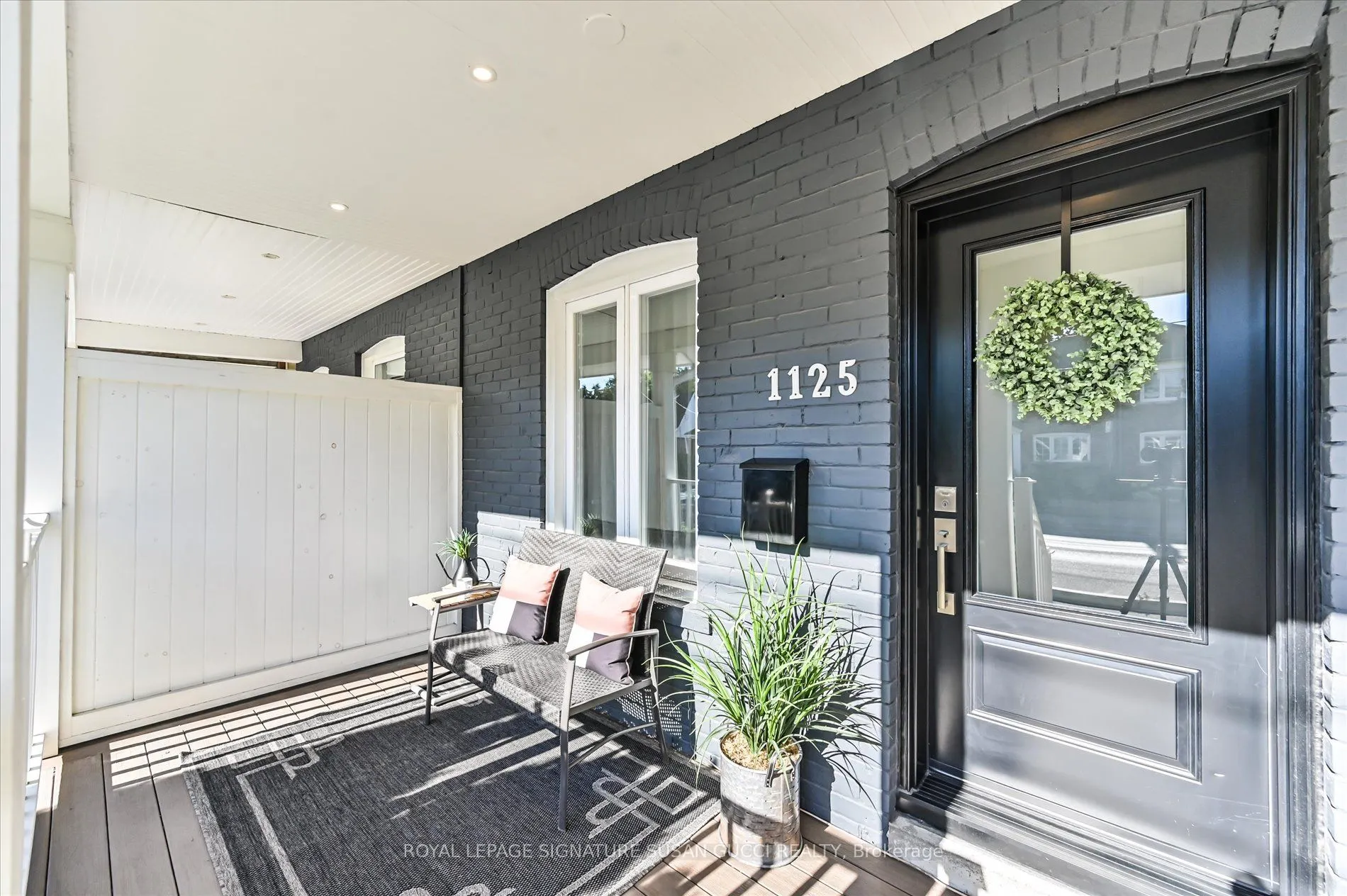 1125 Woodbine Avenue