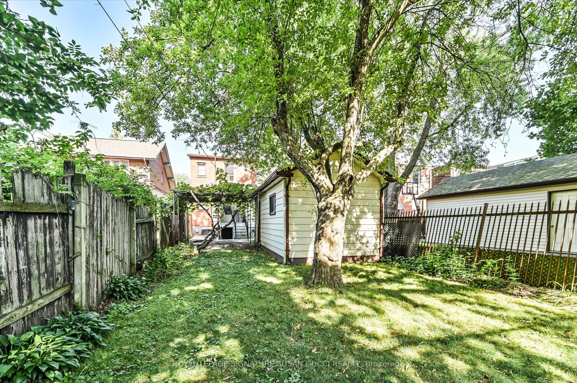 96 Woodycrest Avenue