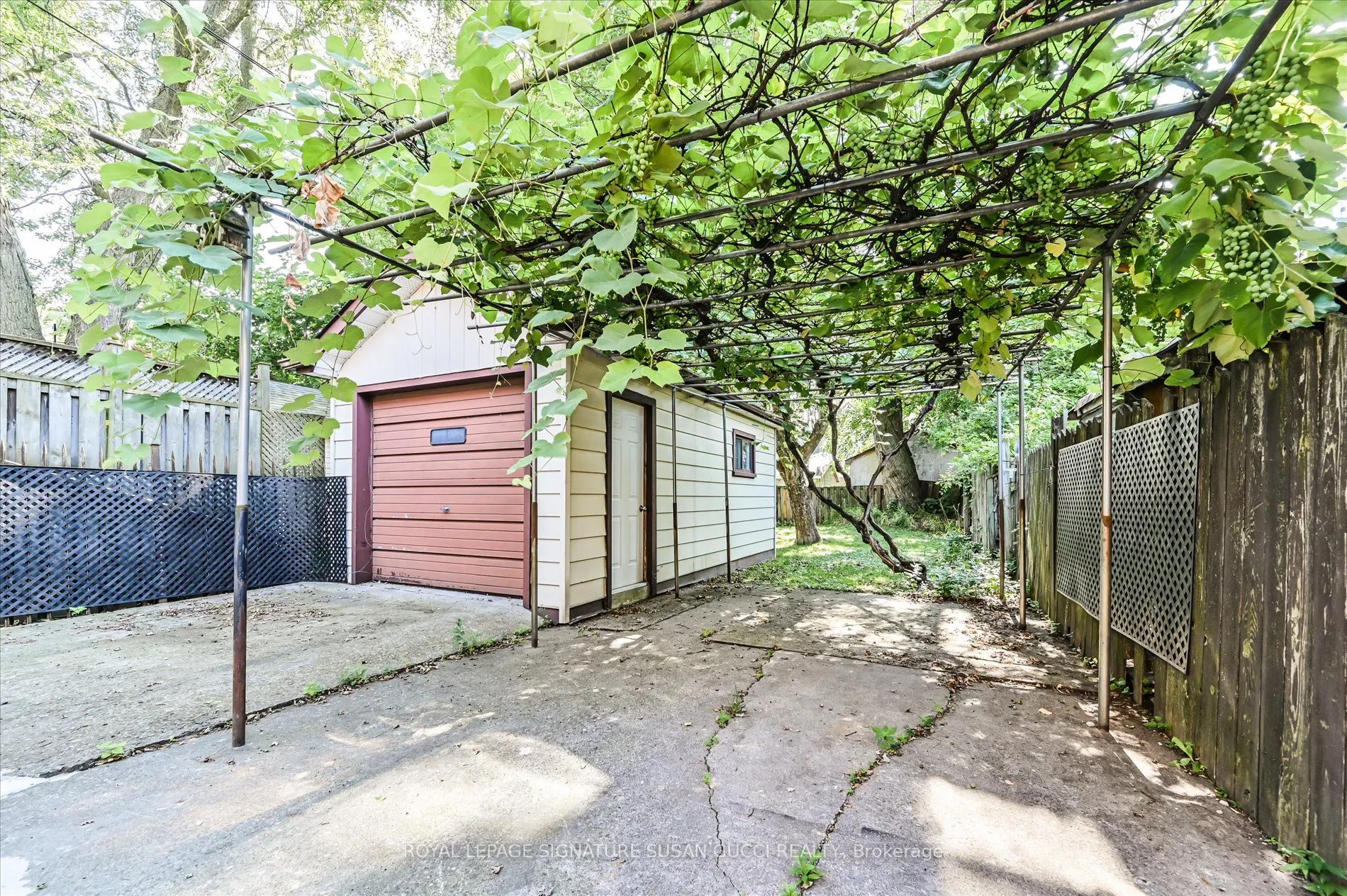 96 Woodycrest Avenue