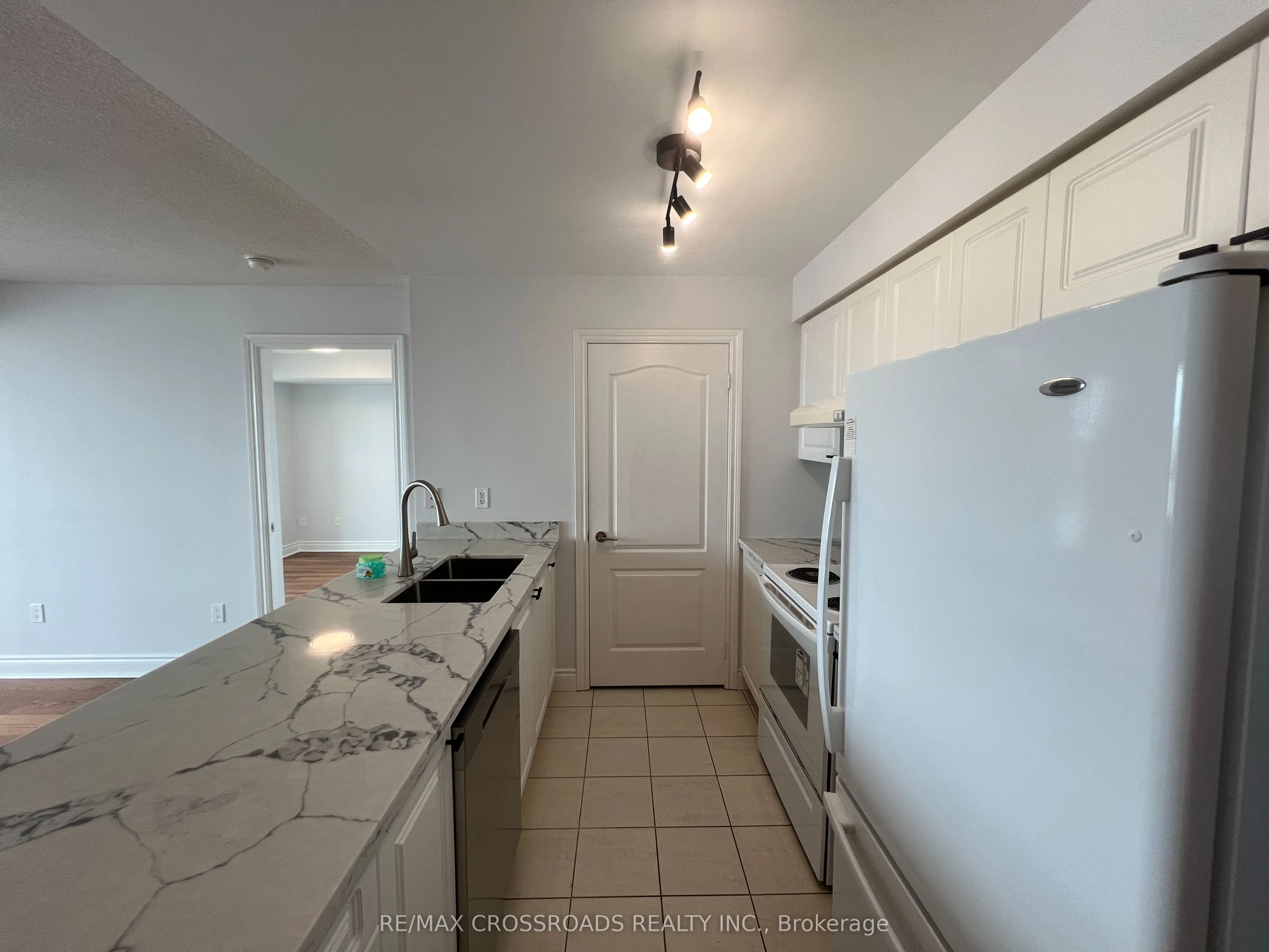 60 Brian Harrison Way, #1907