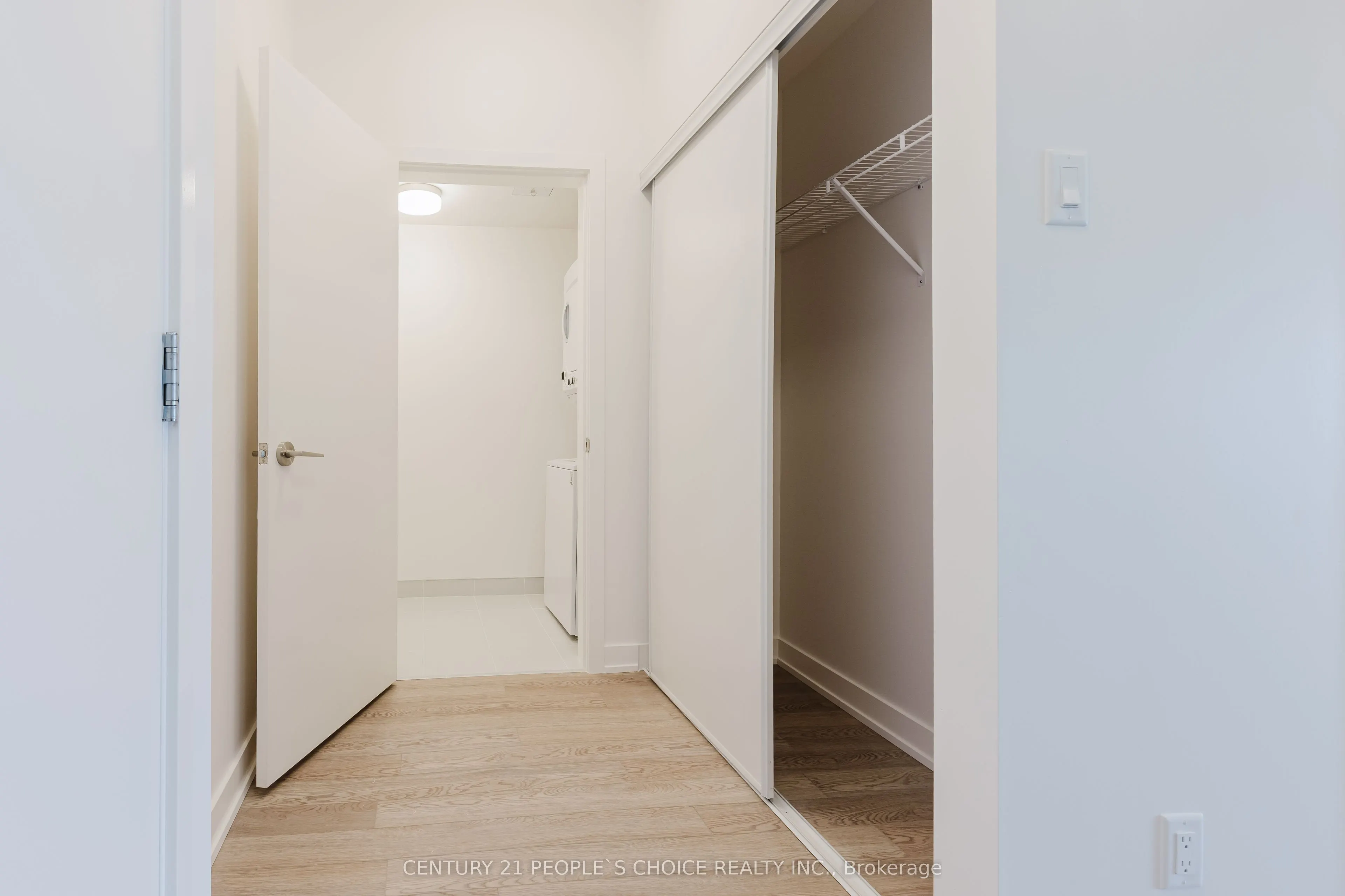 55 Clarington Boulevard, #907