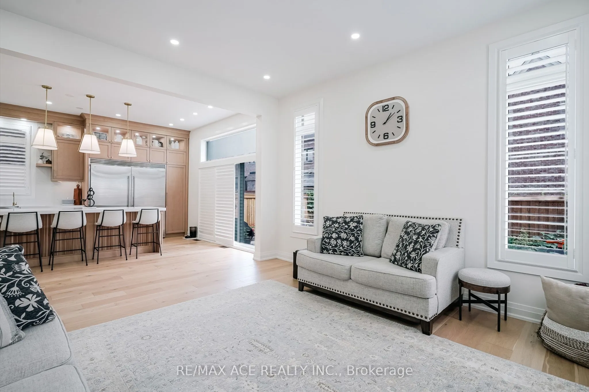 1 Macpherson Street