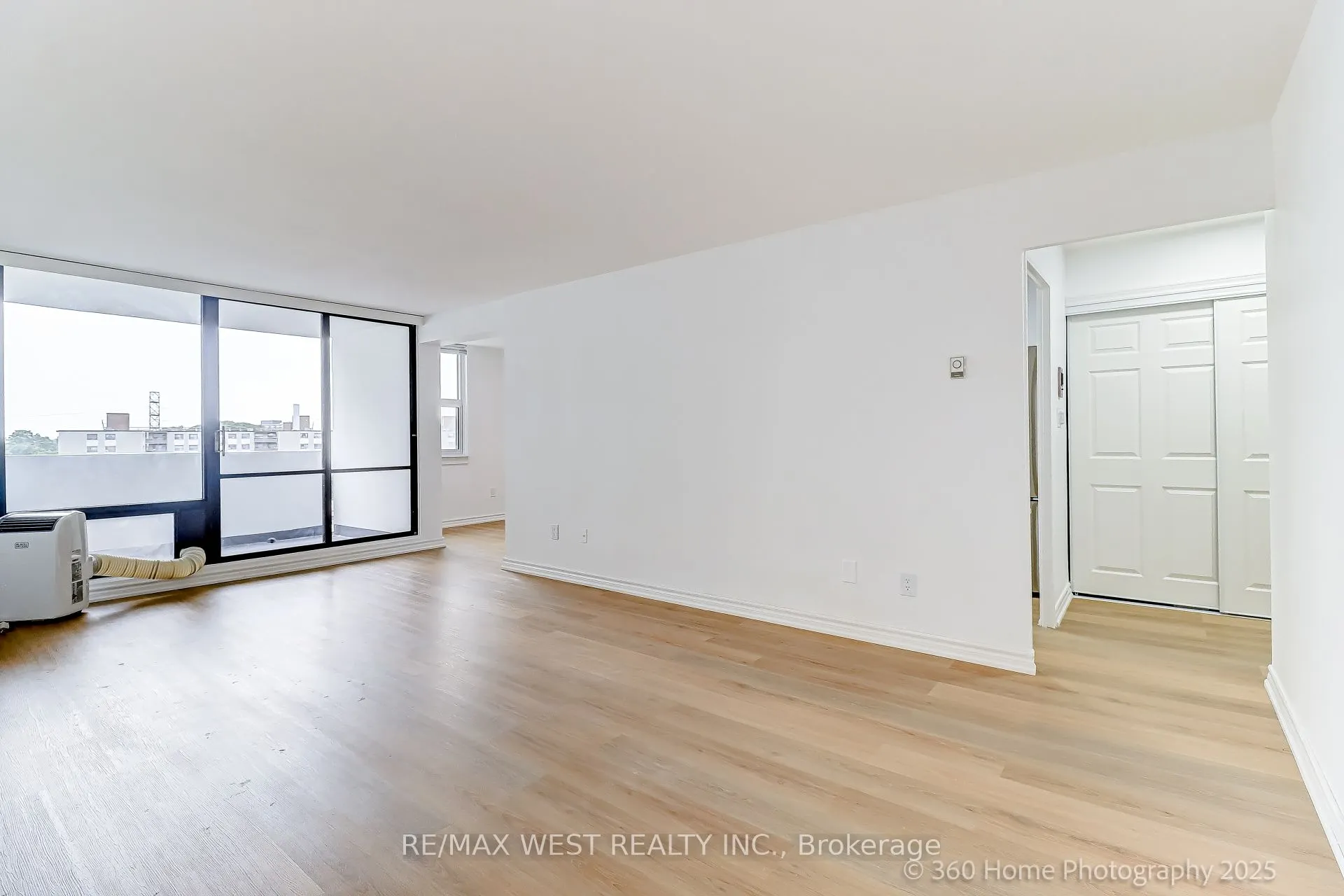 3 Massey Square, #803