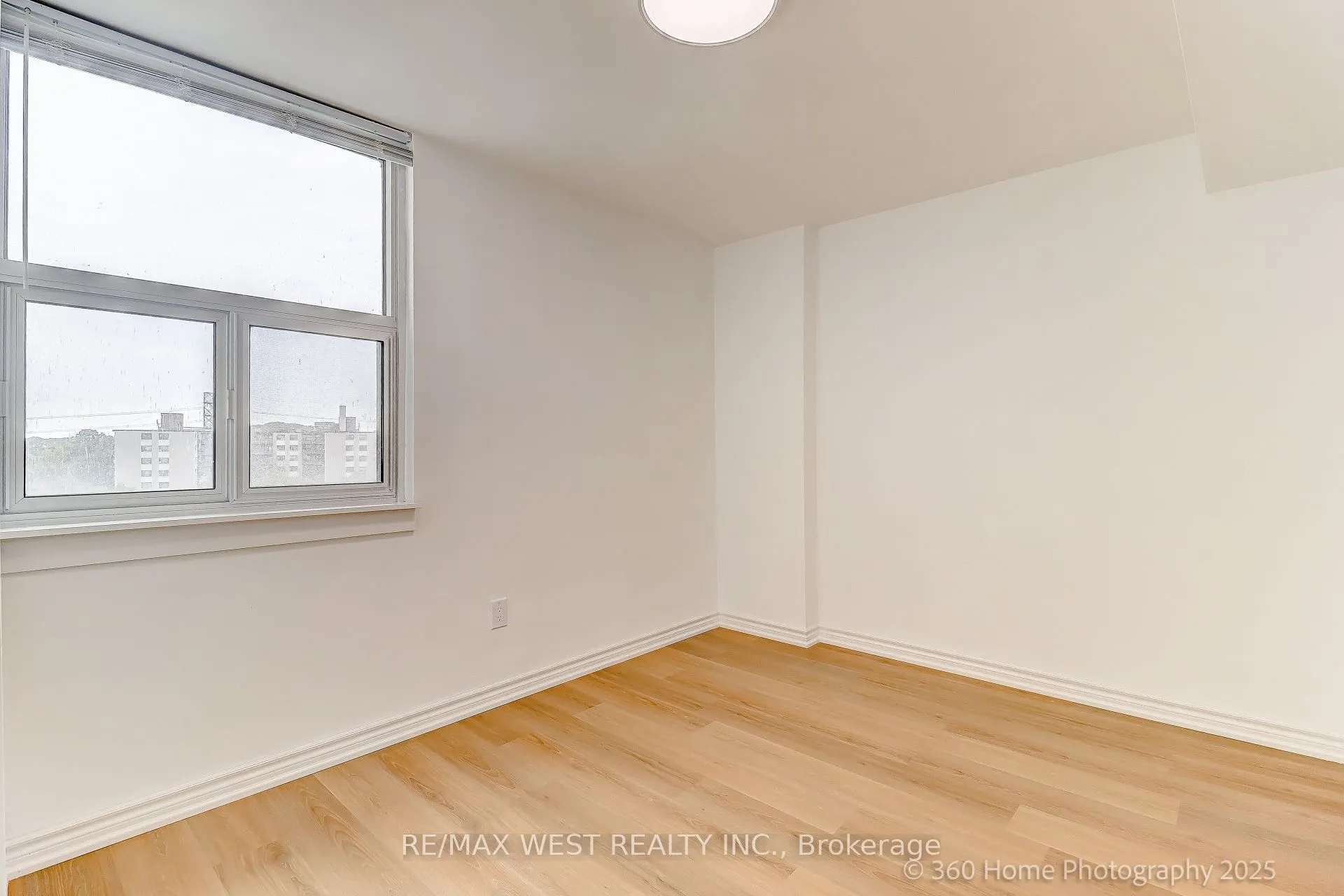 3 Massey Square, #803