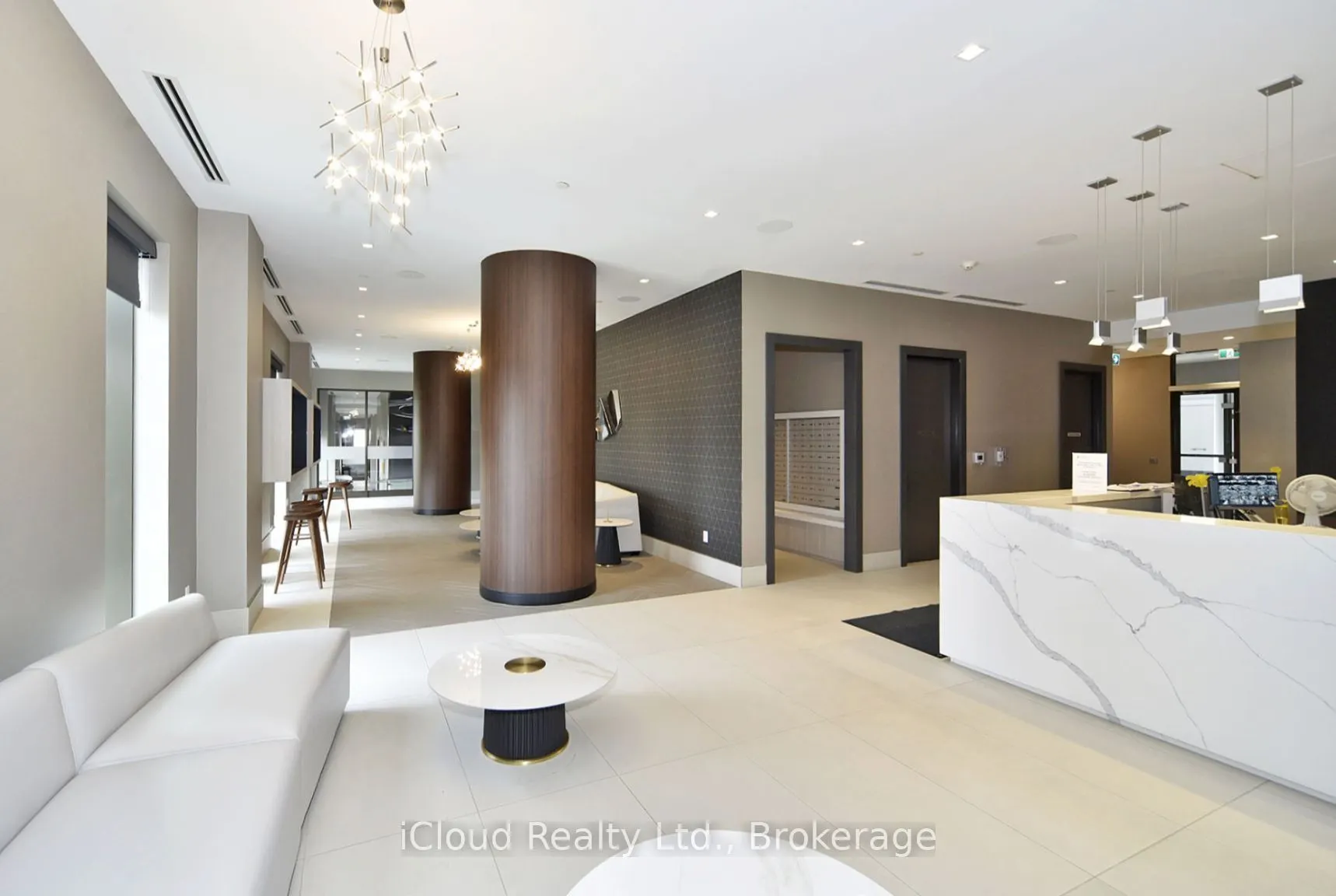 2550 Simcoe Street N, #1616