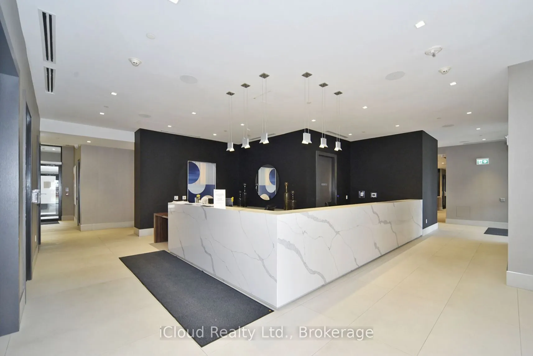 2550 Simcoe Street N, #1616