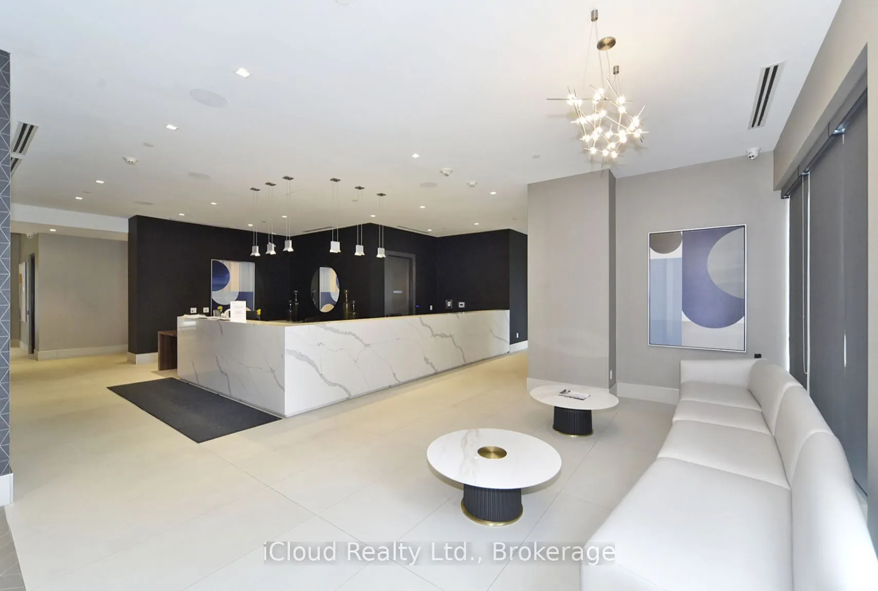 2550 Simcoe Street N, #1616