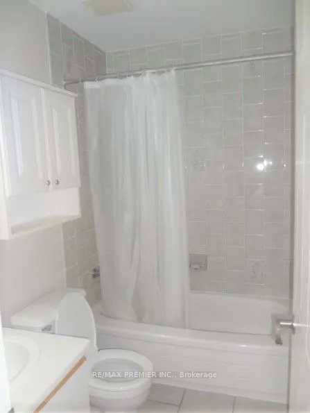 49 Bassett Boulevard, #Main