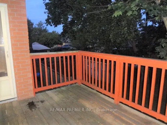 49 Bassett Boulevard, #Main