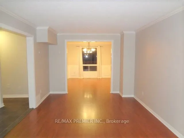 49 Bassett Boulevard, #Main