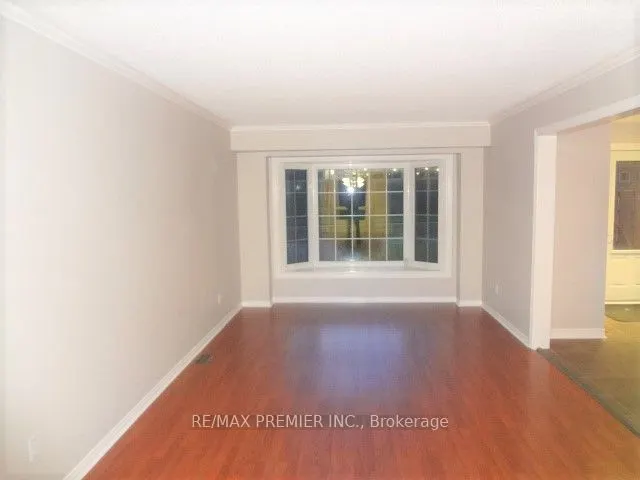 49 Bassett Boulevard, #Main