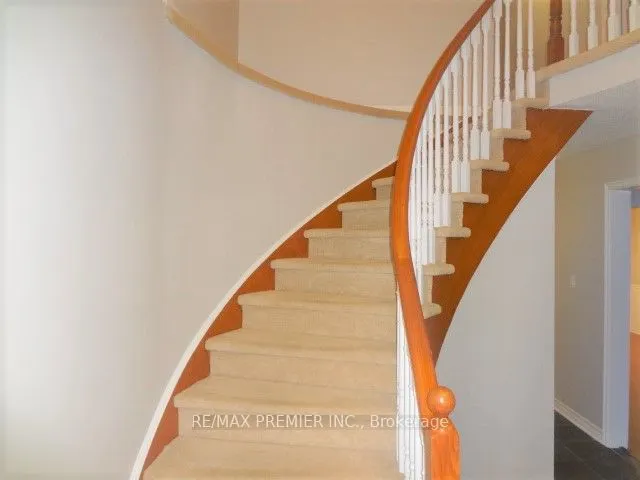 49 Bassett Boulevard, #Main