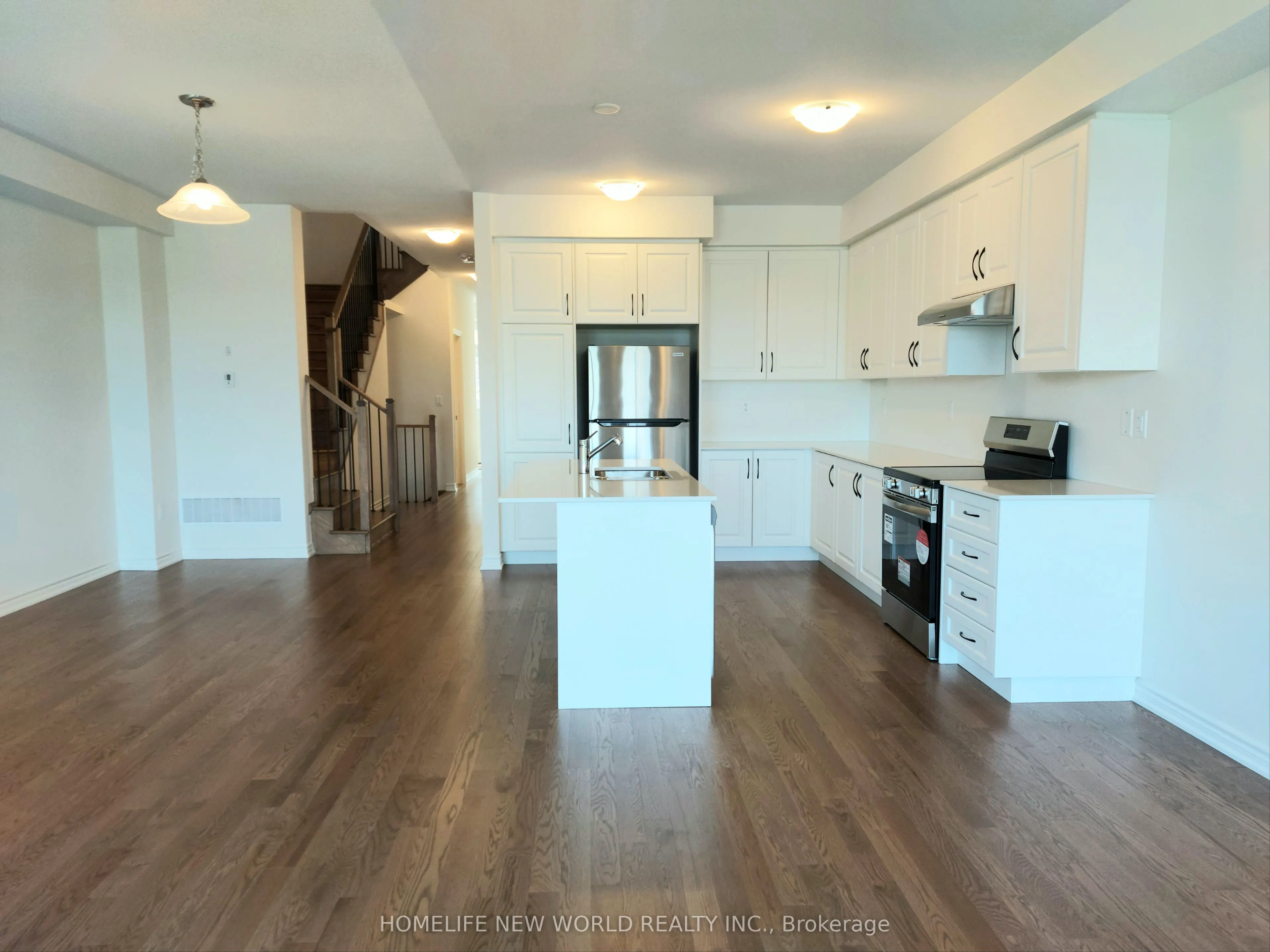 18 Velvet Drive