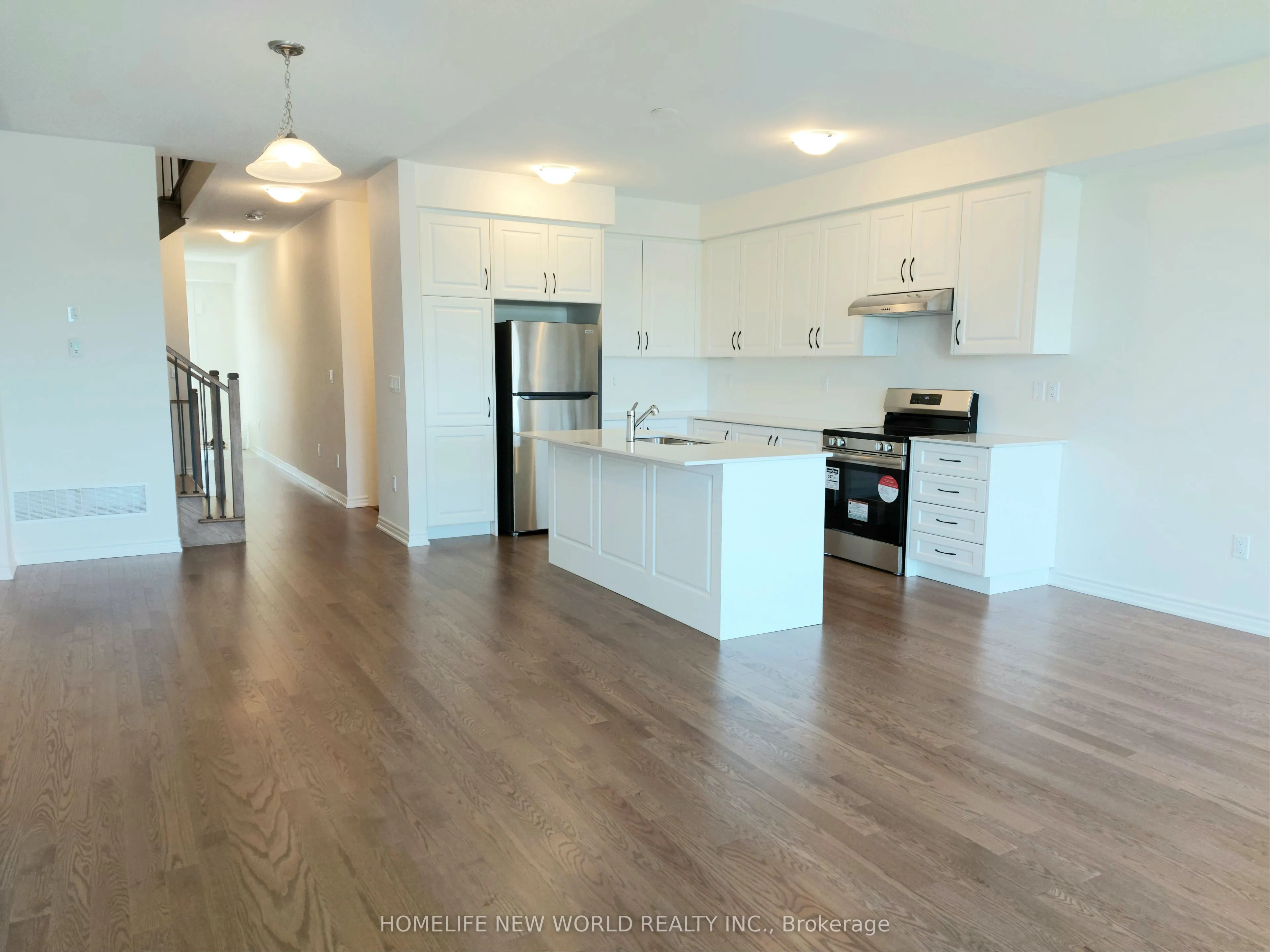 18 Velvet Drive