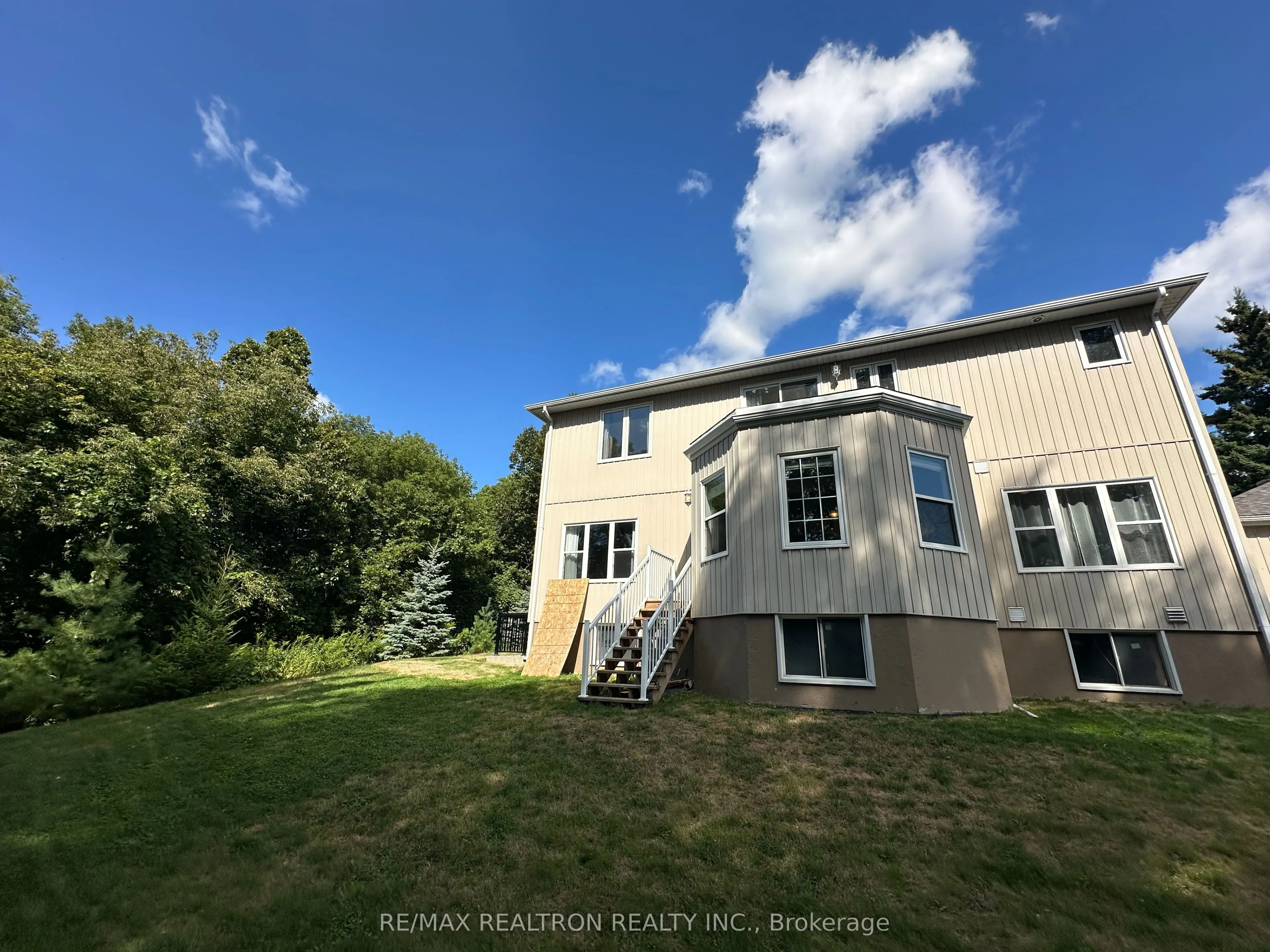 785 3rd Concession, #B