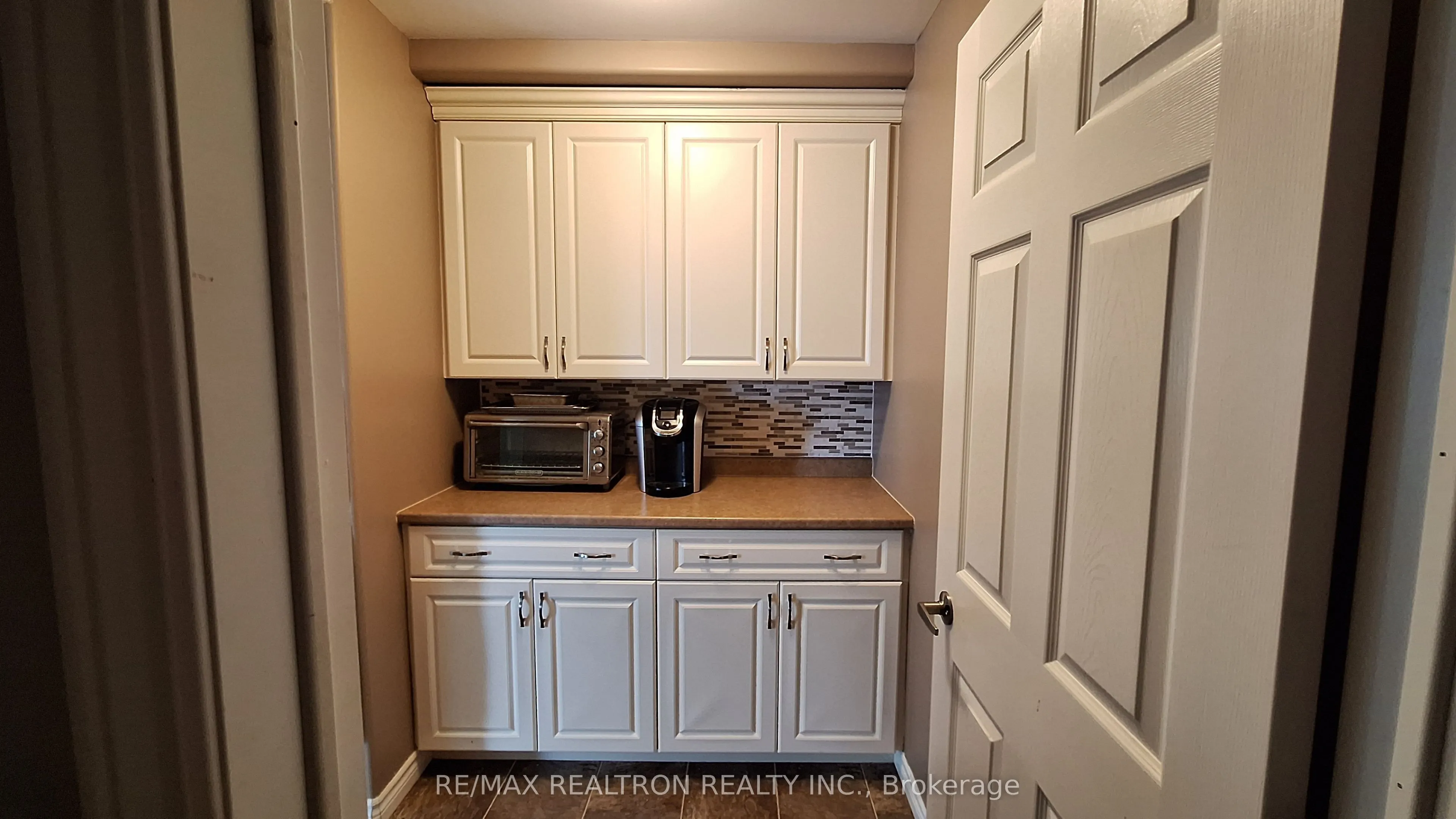 785 3rd Concession, #B