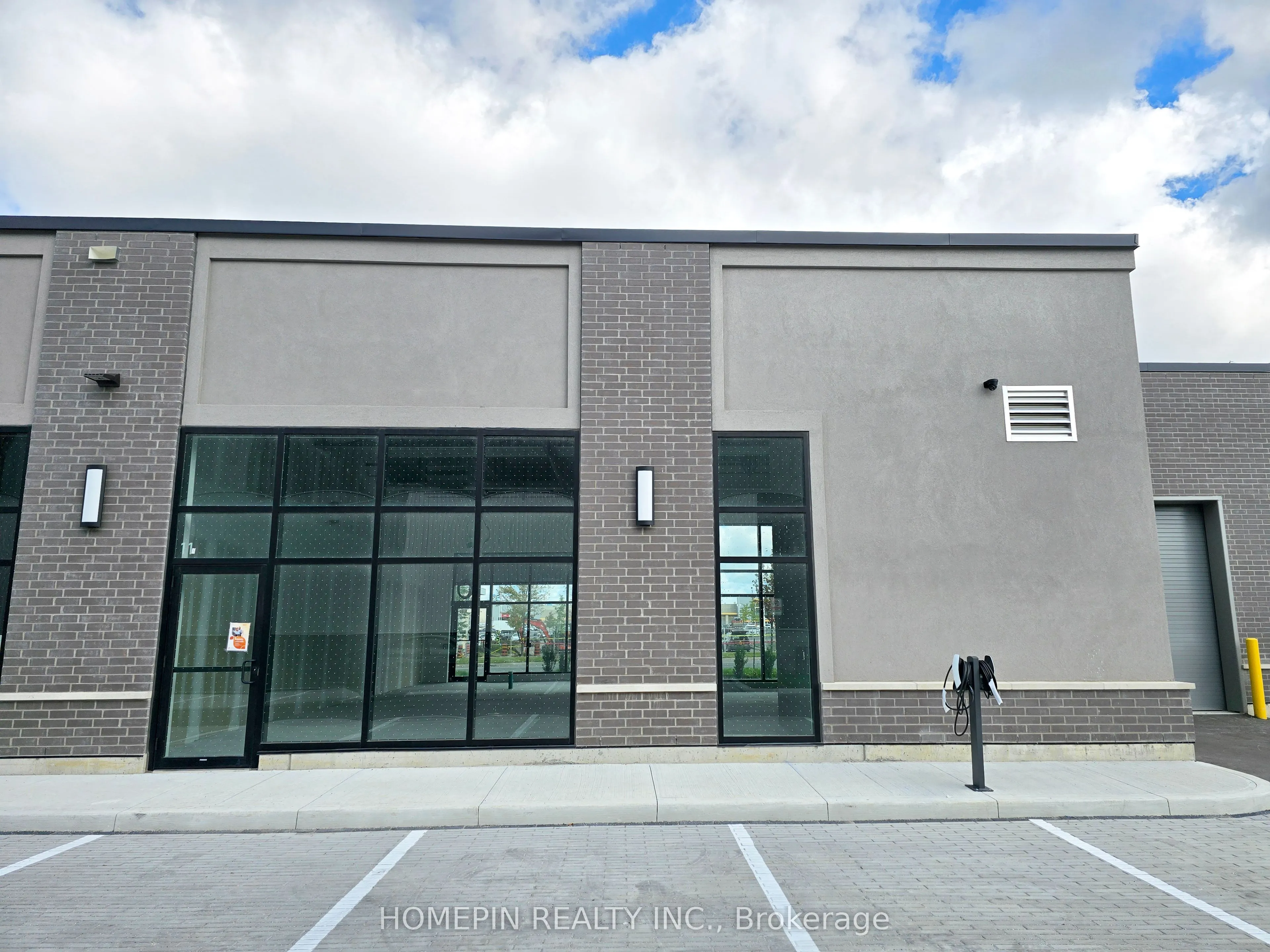 2181 McNicoll Avenue, #11