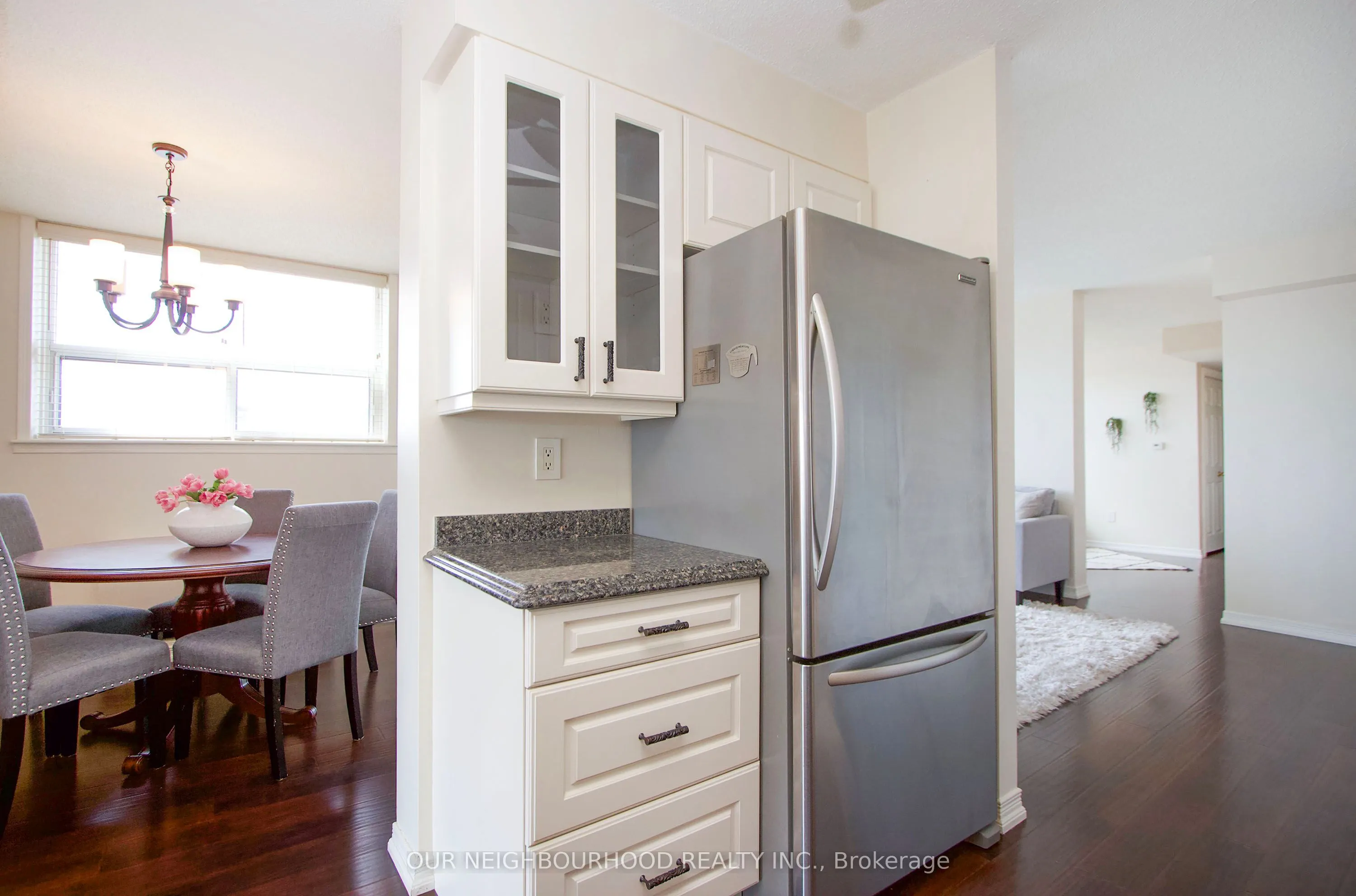 80 Athol Street E, #702