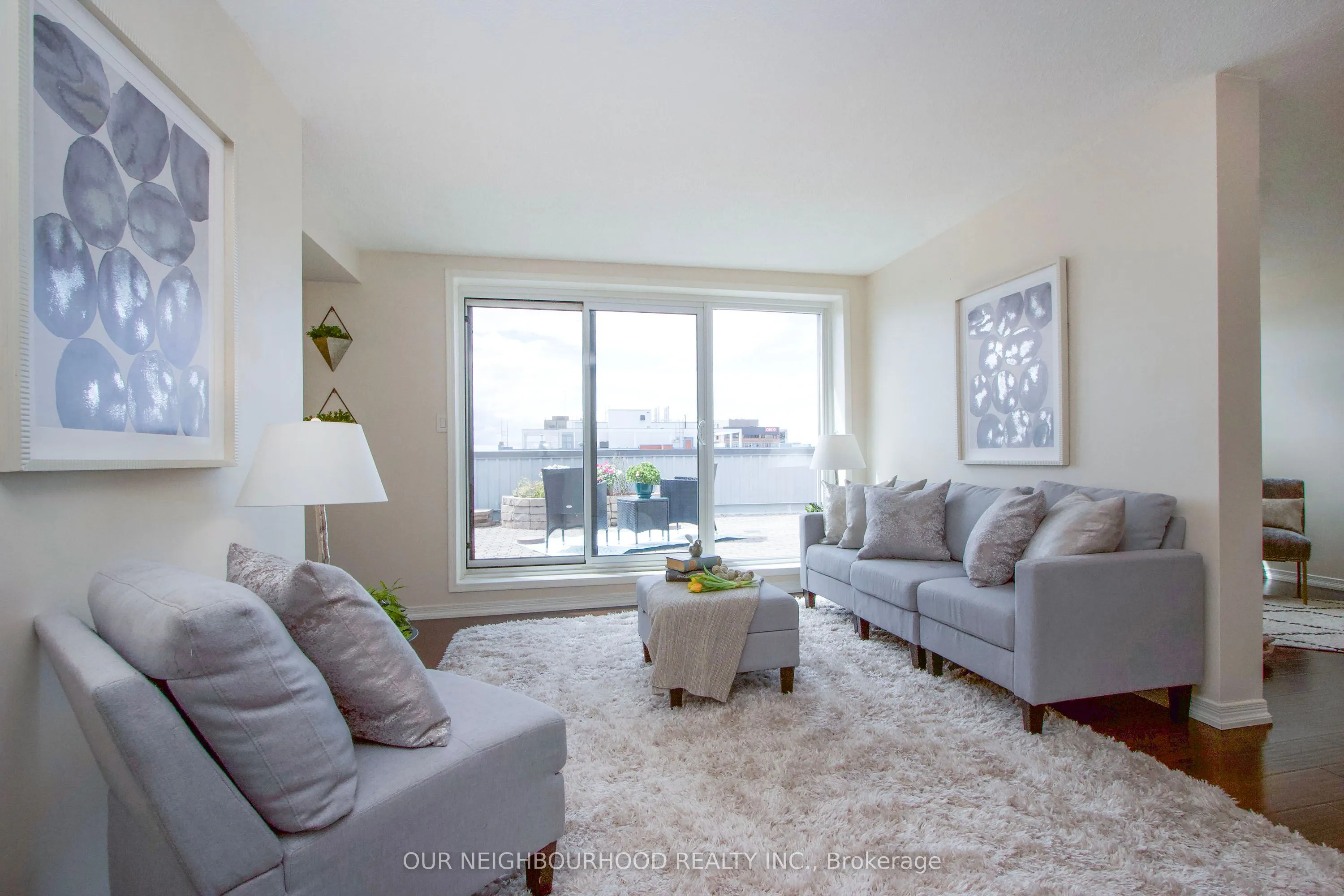 80 Athol Street E, #702