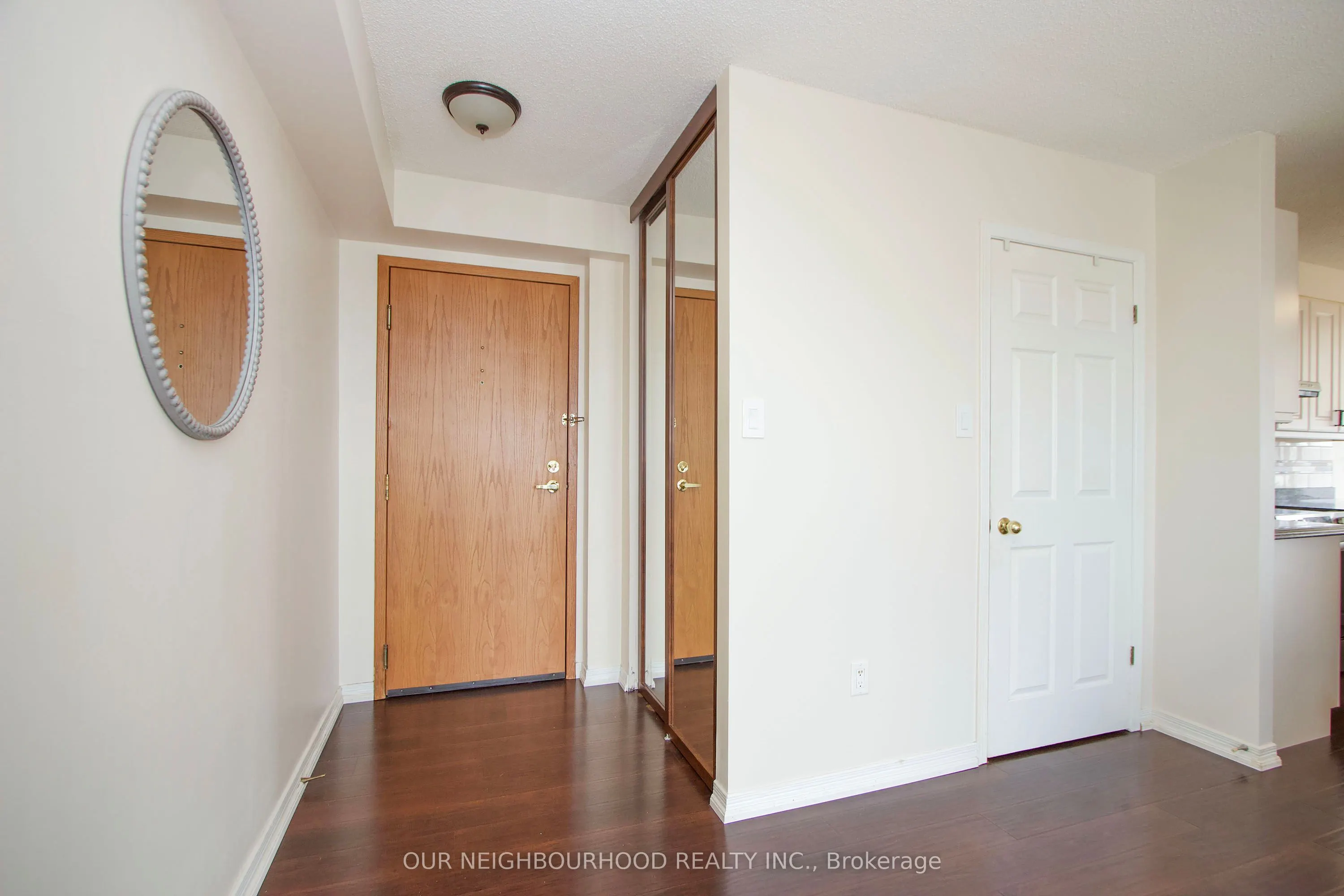 80 Athol Street E, #702