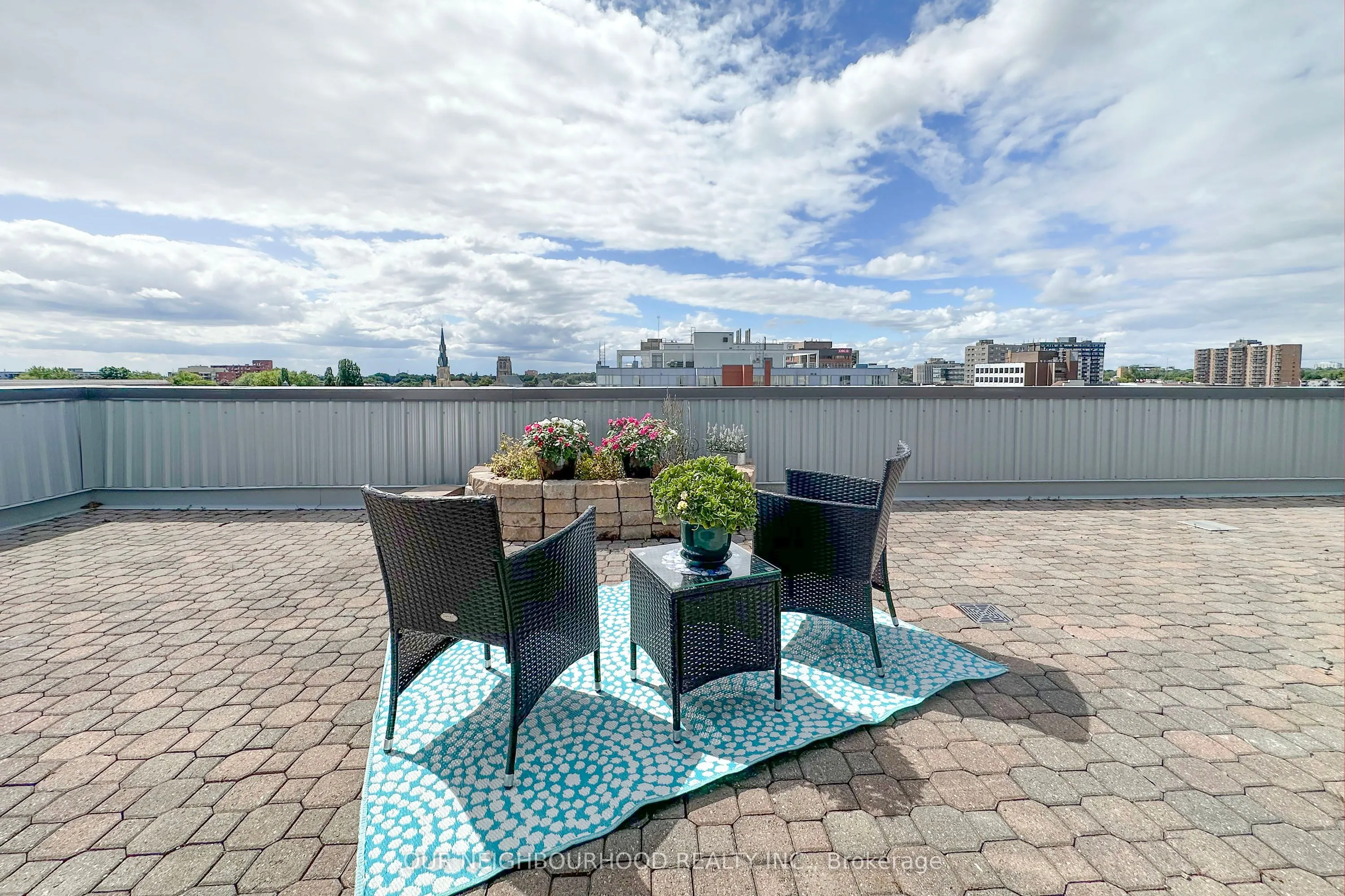 80 Athol Street E, #702