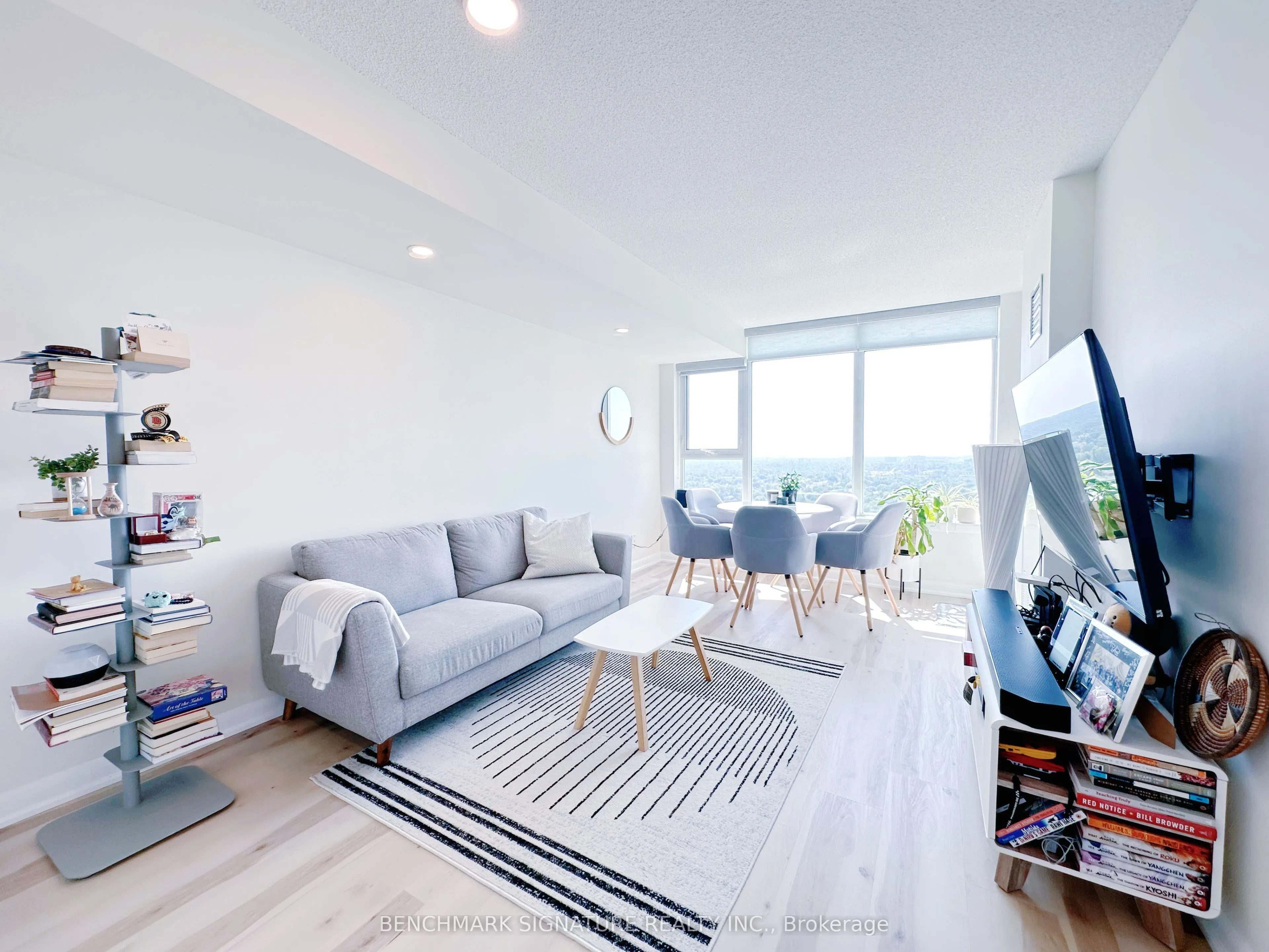 190 Borough Drive, #3007