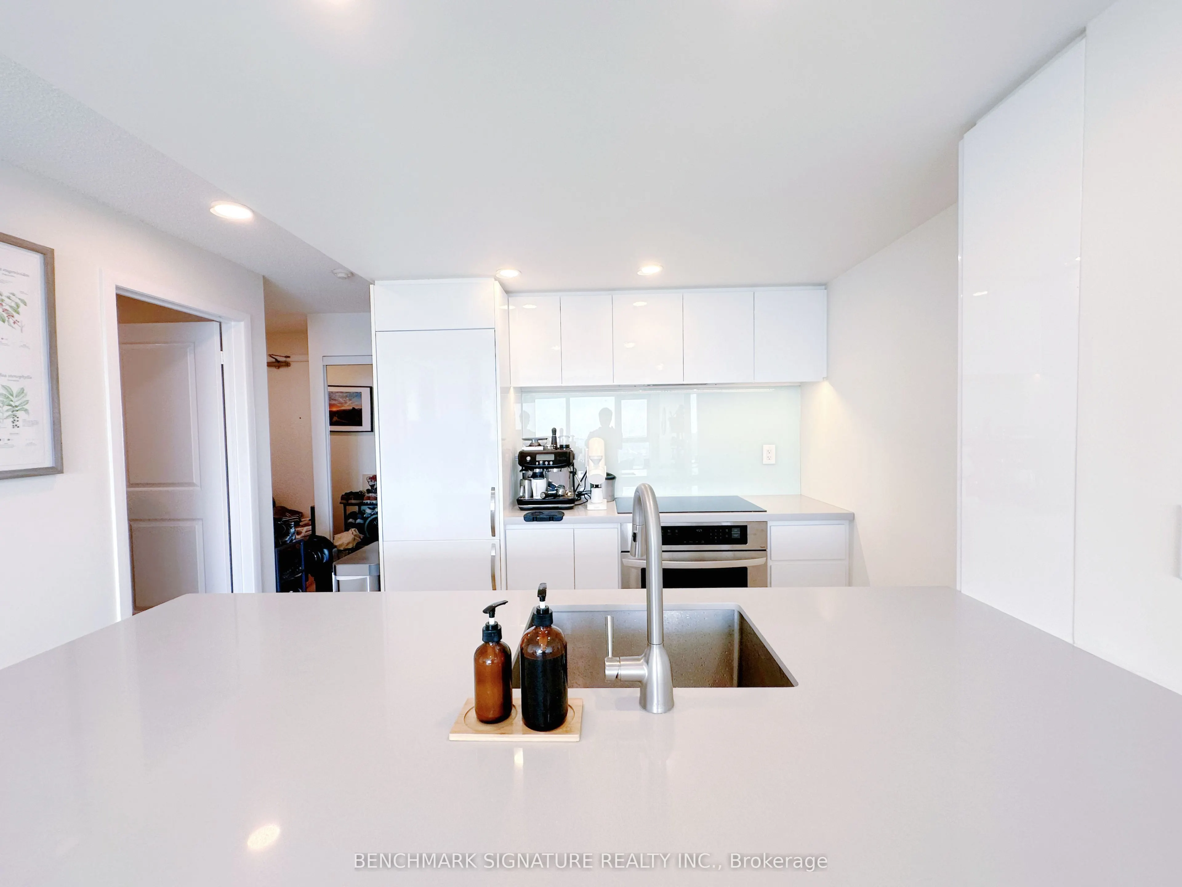 190 Borough Drive, #3007