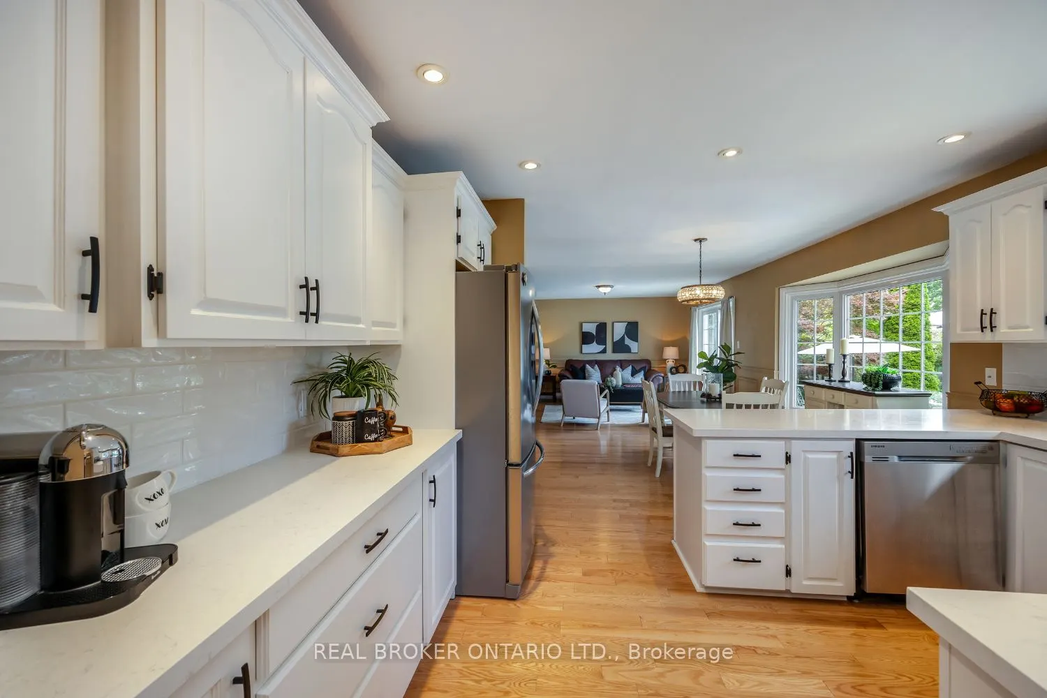10 Brownsville Court