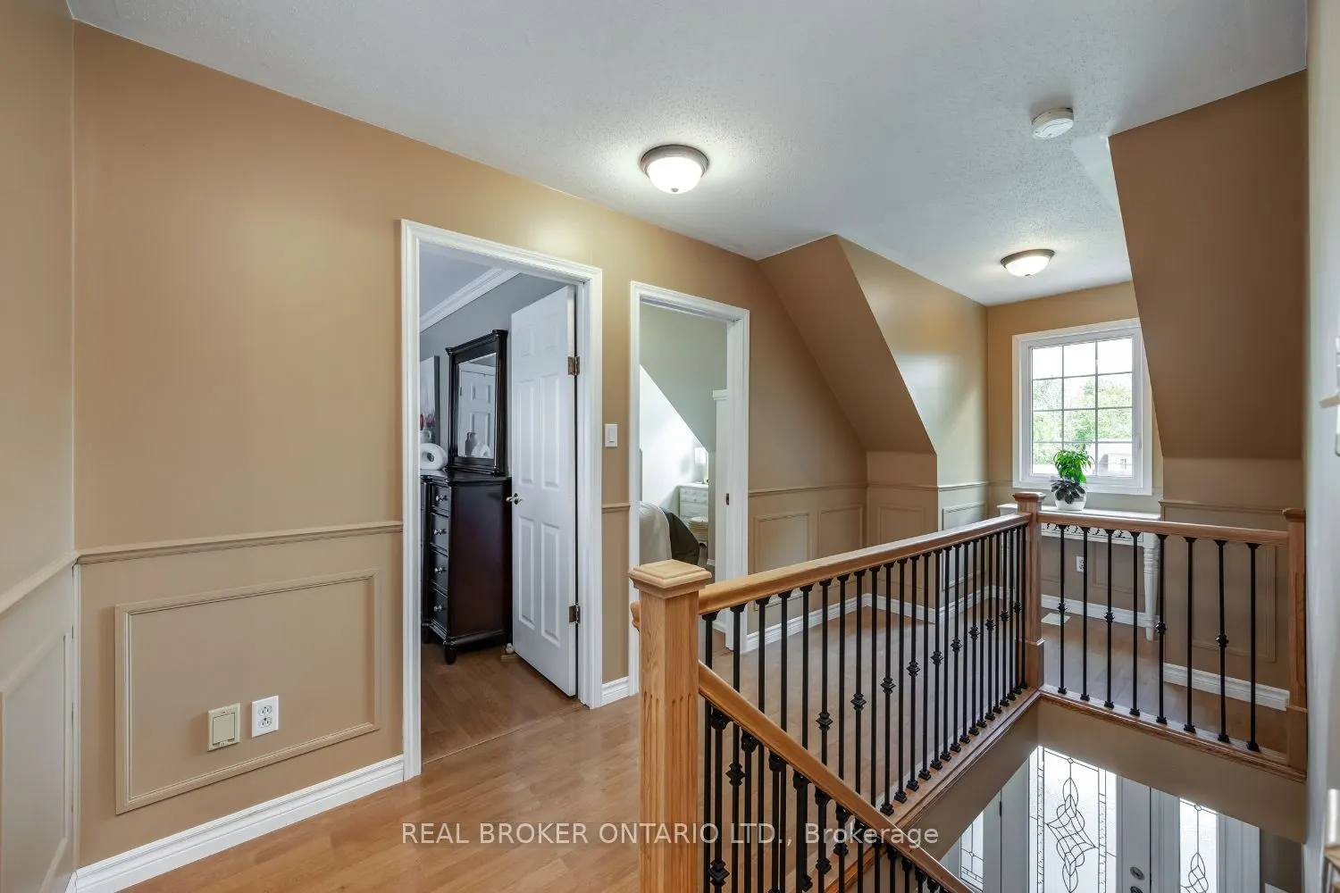 10 Brownsville Court