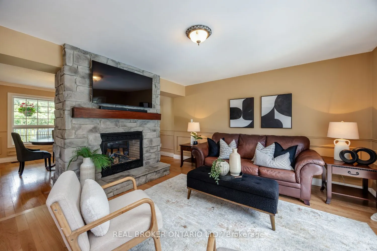 10 Brownsville Court