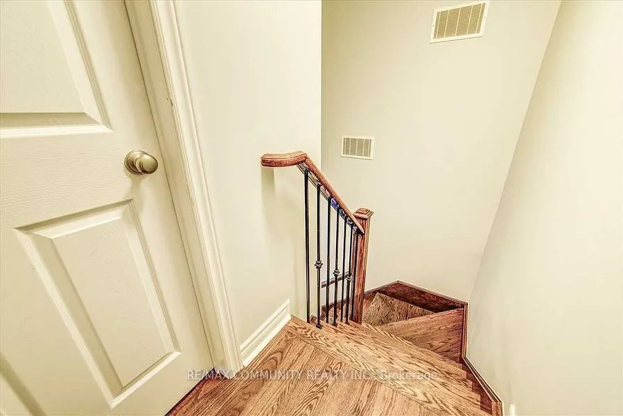 52 Zezel Way
