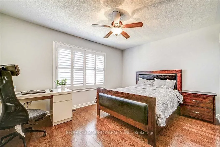 52 Zezel Way