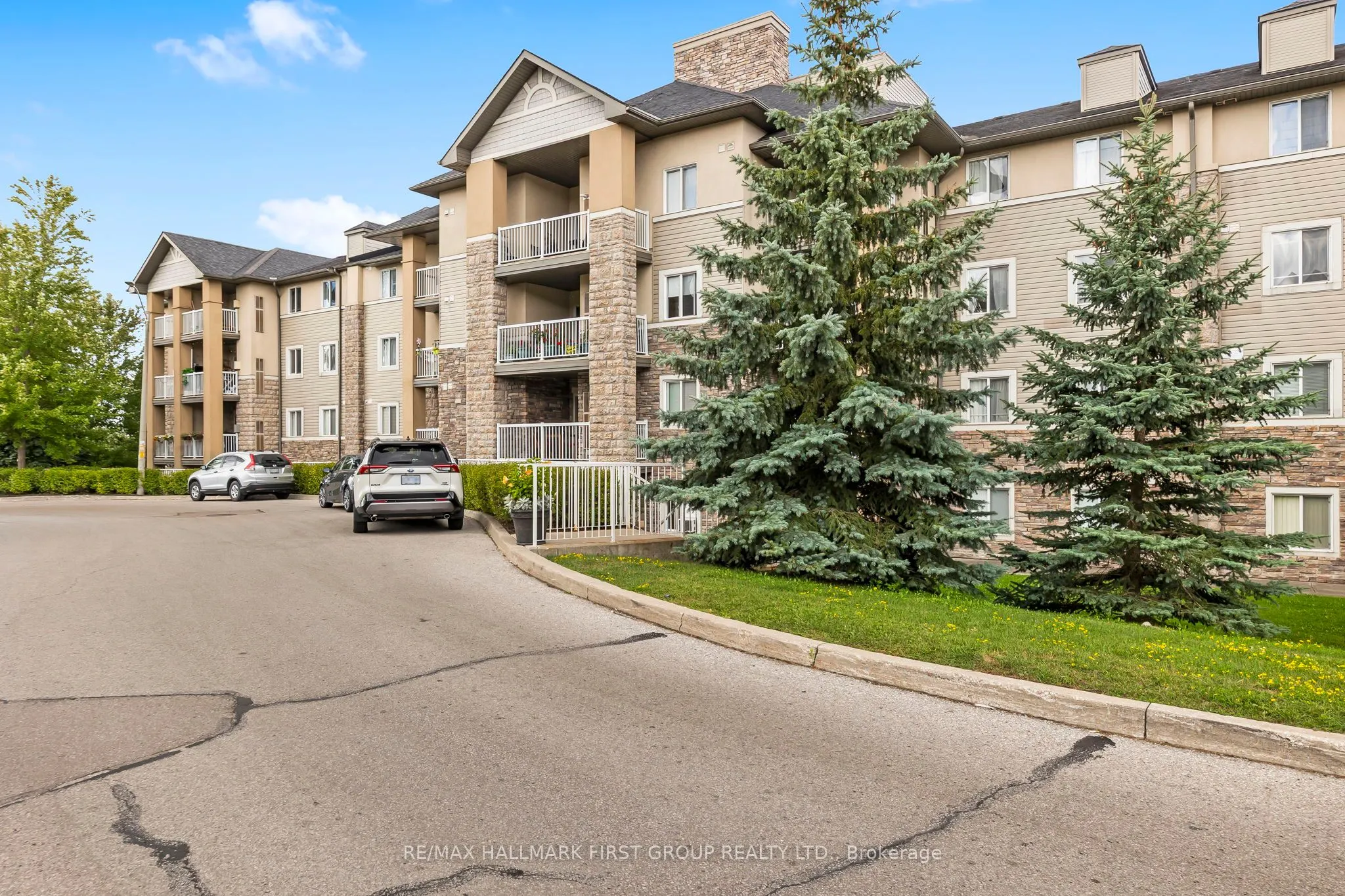 684 Warden Avenue, #109