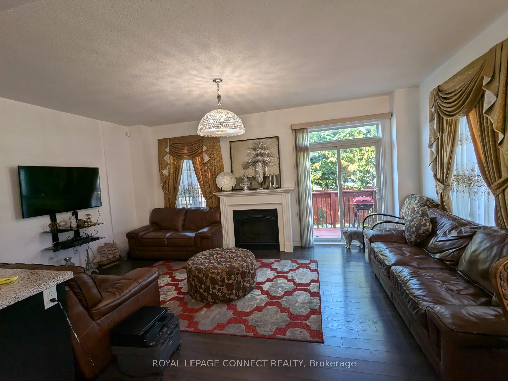 1 Lily Cup Avenue, #Main