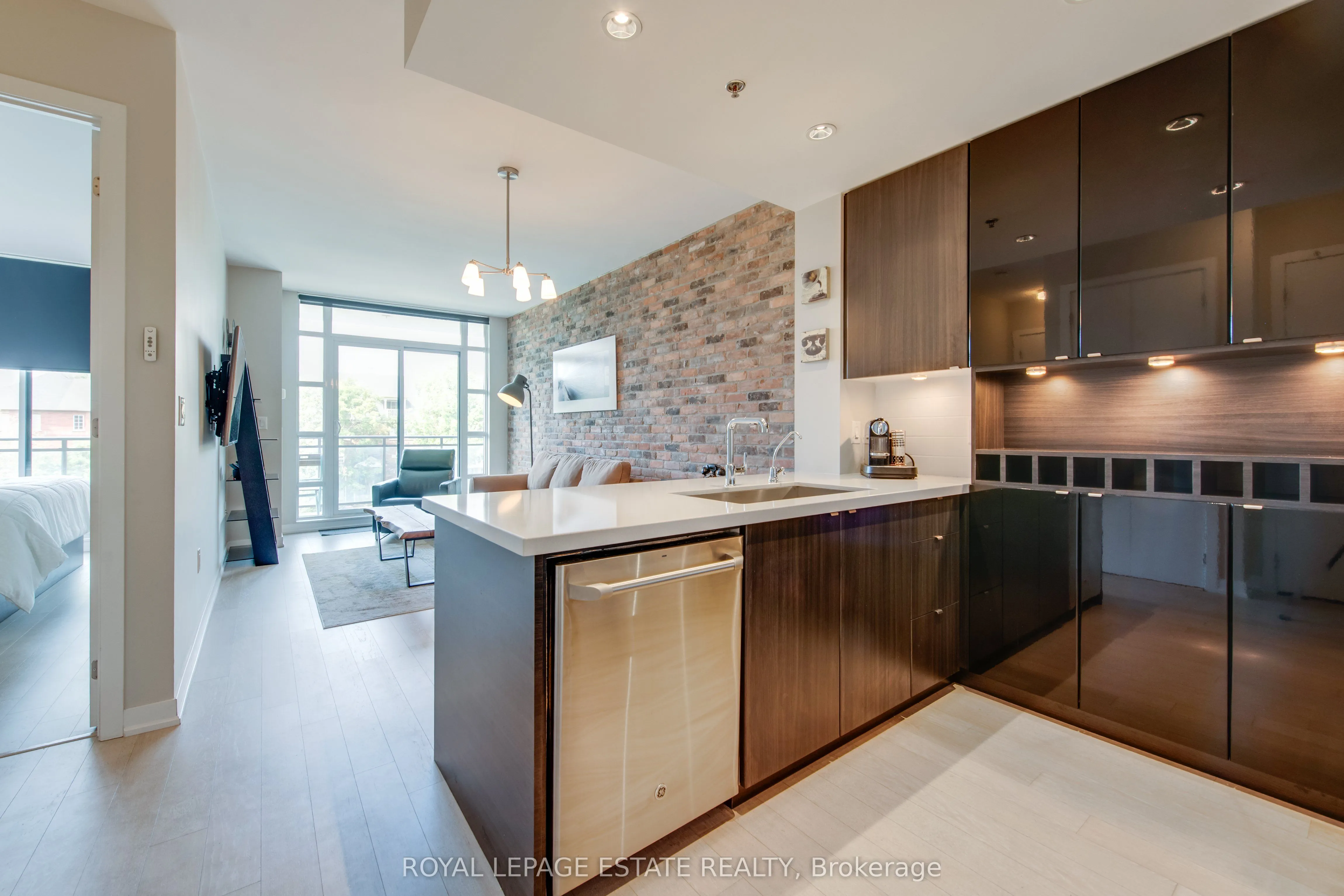 88 Colgate Avenue, #328