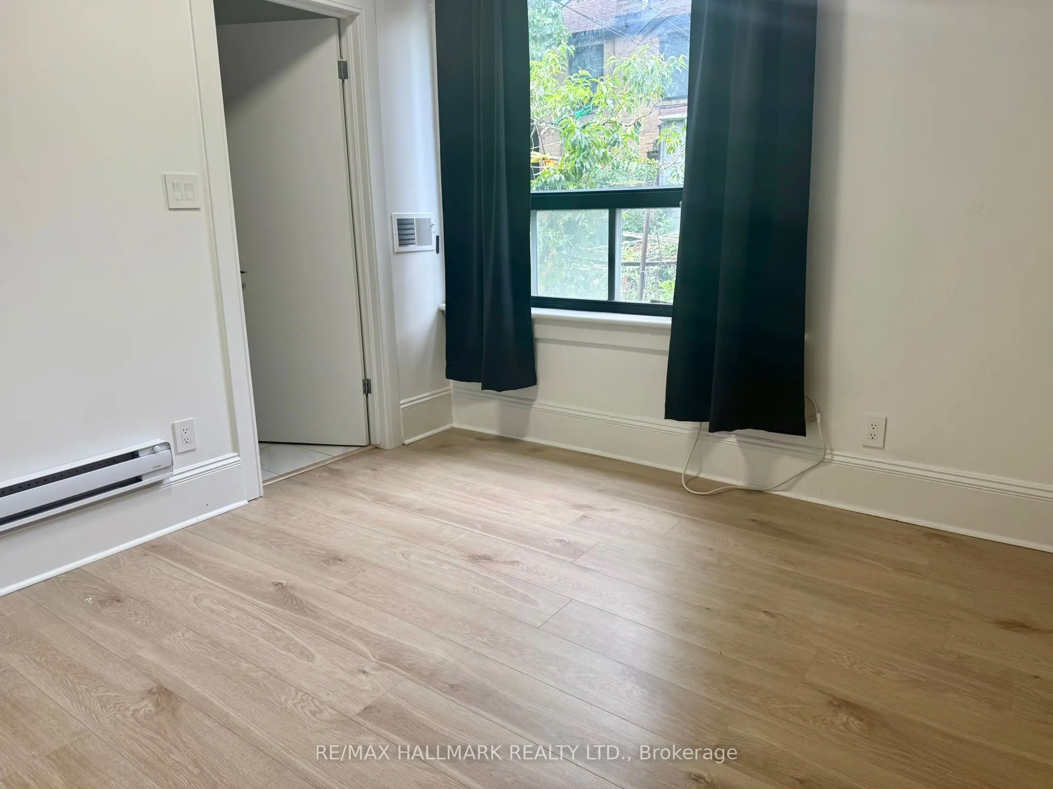 285 Bain Avenue, #Main